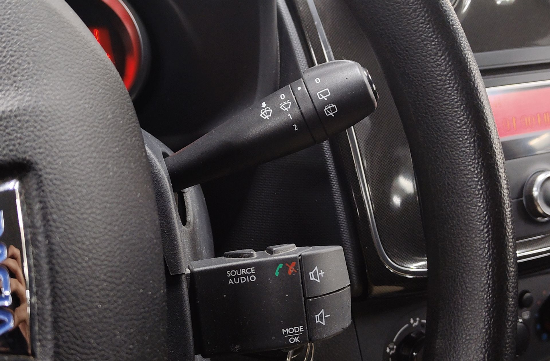 Dacia Sandero Ambiance dCi - foto 21