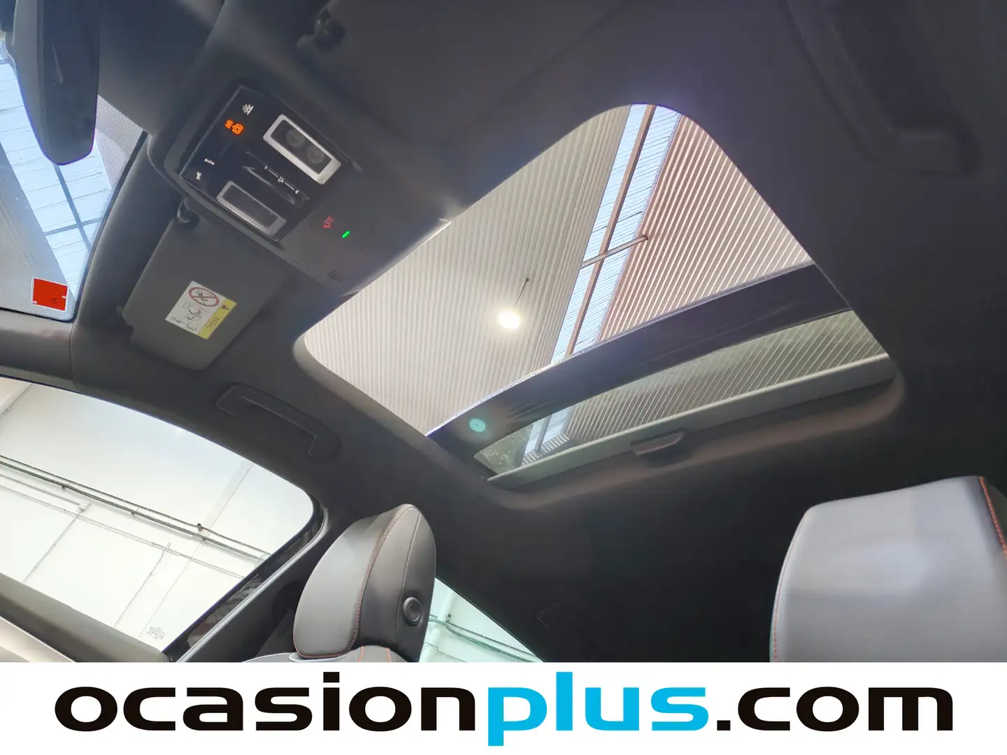 Foto Seat León SEAT León 1.5 eTSI S&S FR Go L DSG (150 CV)