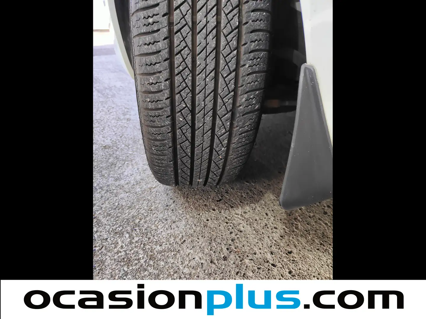 Foto SsangYong Rodius Ssangyong Rodius D22T Limited (178 CV) 7 Plazas