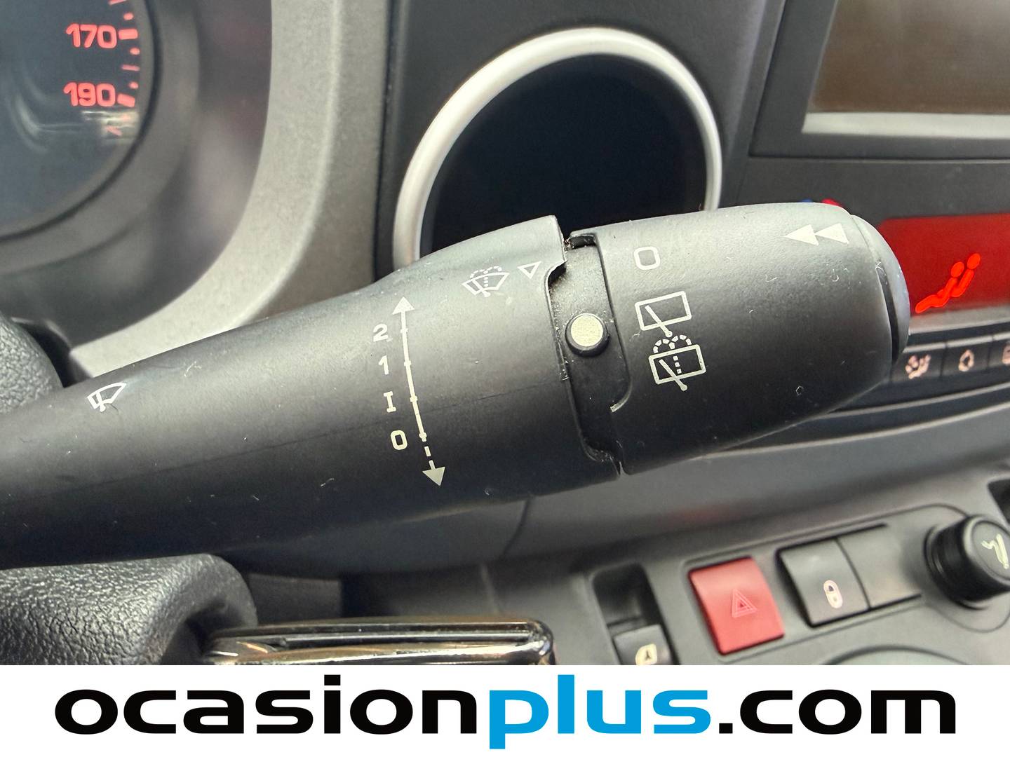 Foto Peugeot Partner Peugeot Partner Tepee Combi 1.6 BlueHDI Active (100 CV)