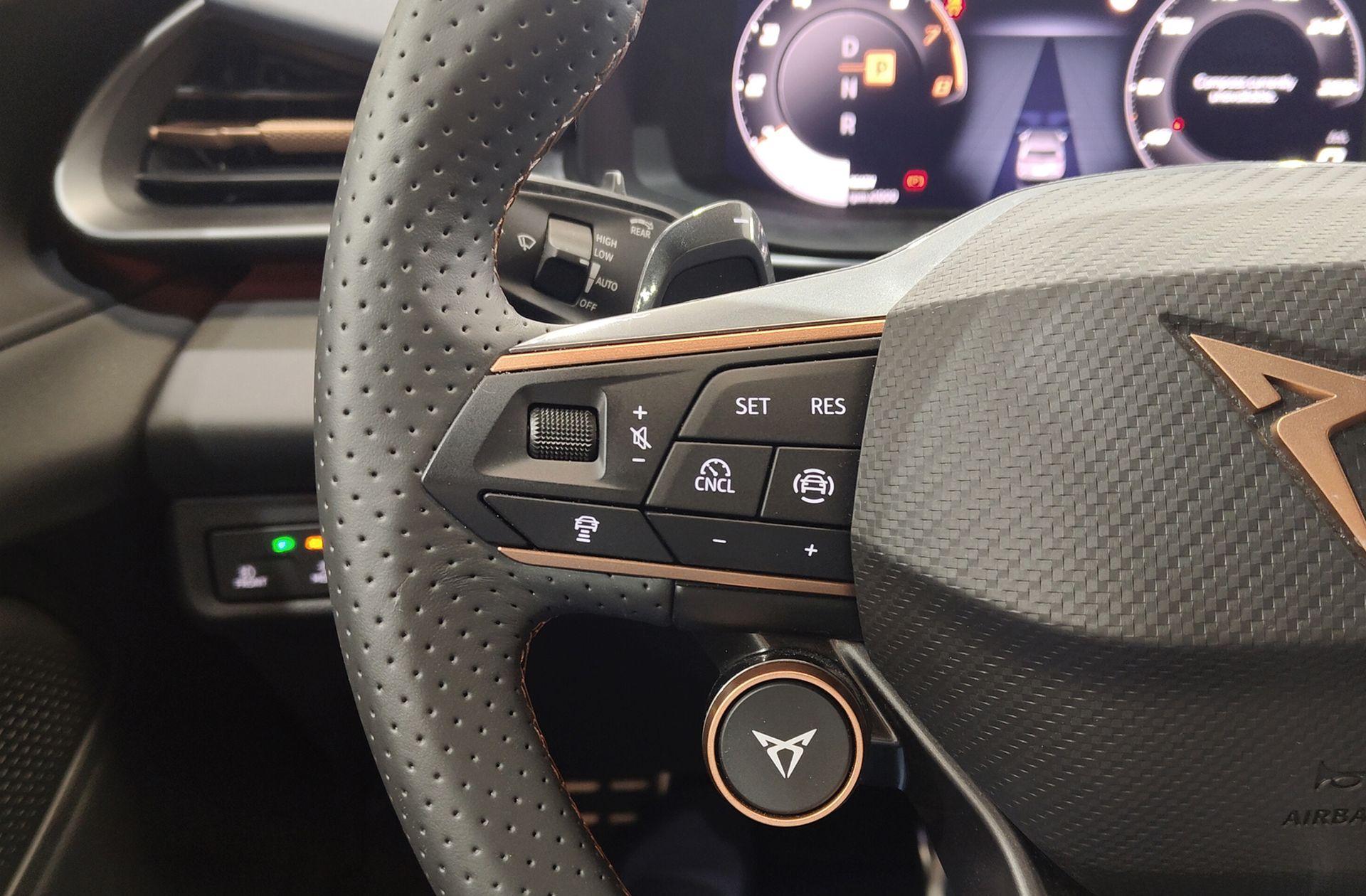 Cupra Terramar 1.5 eTSI DSG - foto 31