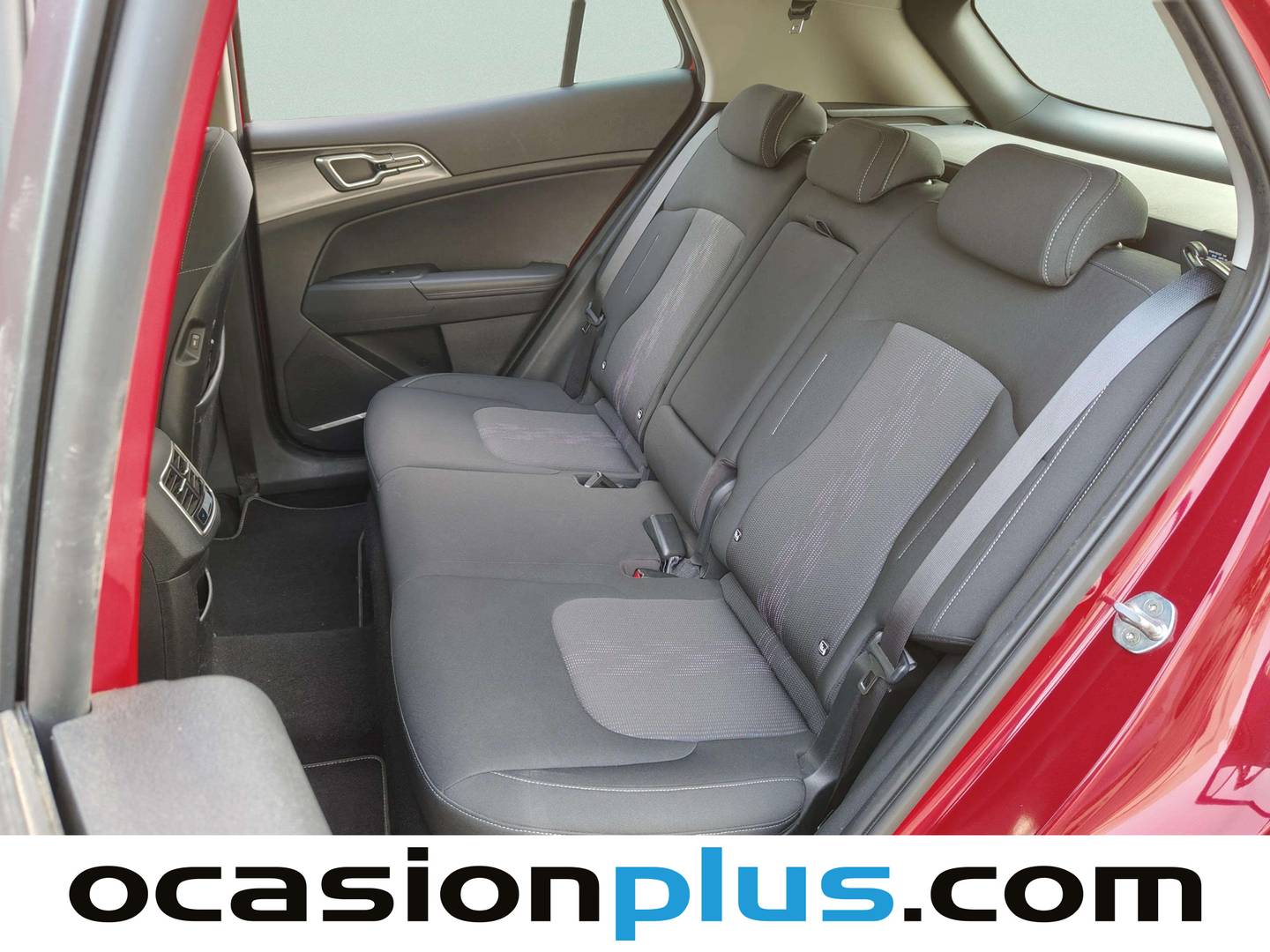 Foto asientos traseros KIA Sportage KIA Sportage 1.6 T-GDi MHEV Drive 4x2 (150 CV)