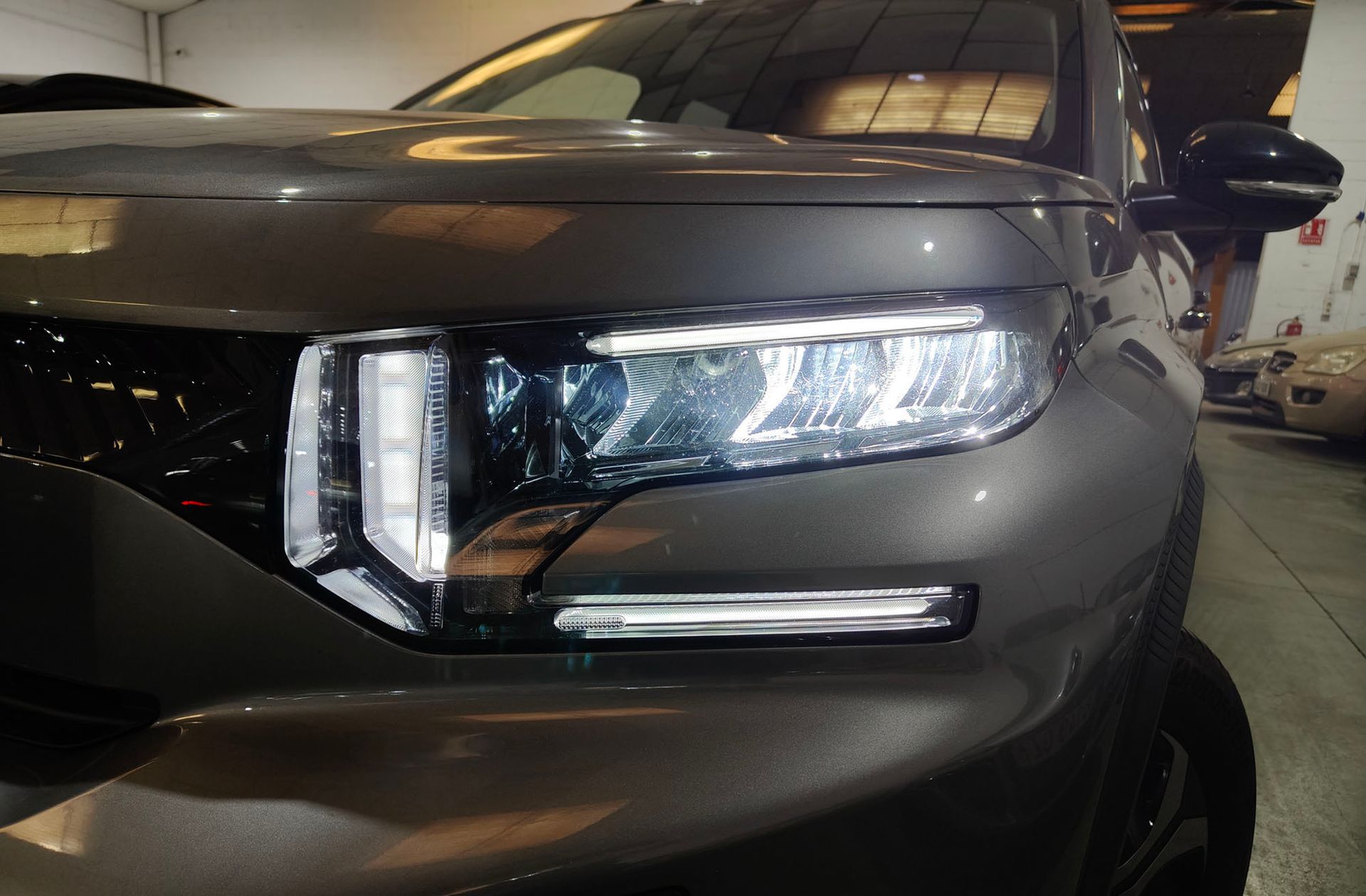 Citroën C3 Aircross Hybrid 145 Plus e-DCS6 - foto 13