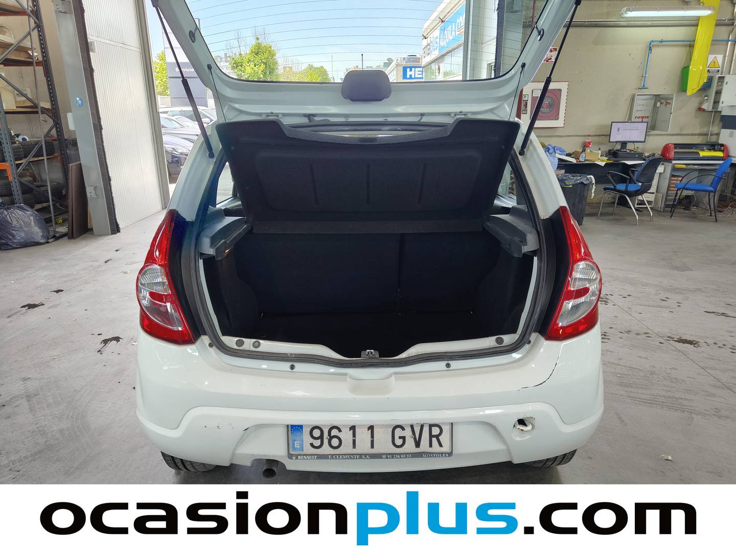 Fotos maletero Dacia Sandero Dacia Sandero Laureate 1.2 (75 CV)