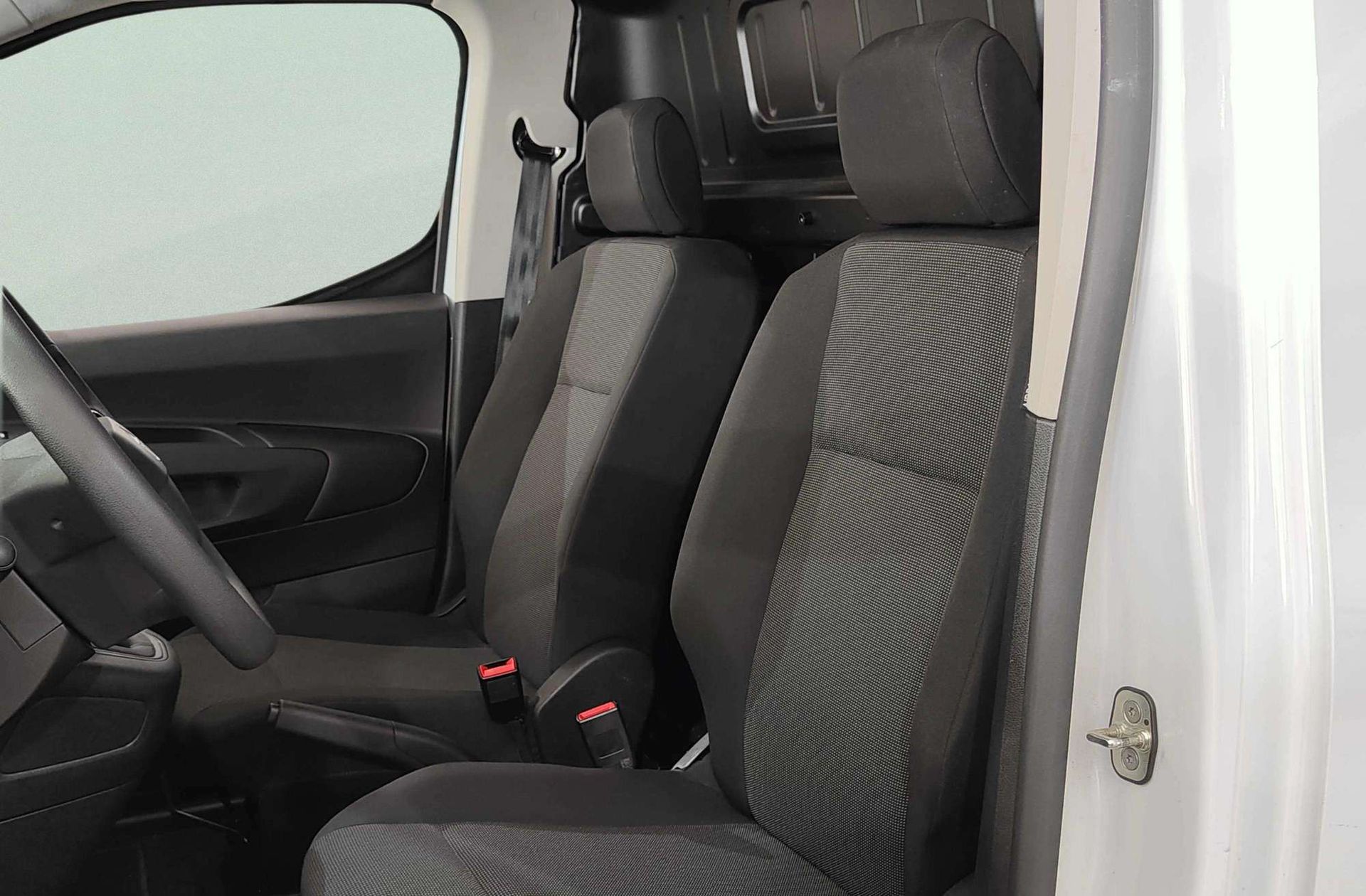 Opel Combo Cargo 1.5 Diesel M 650kg - foto 10
