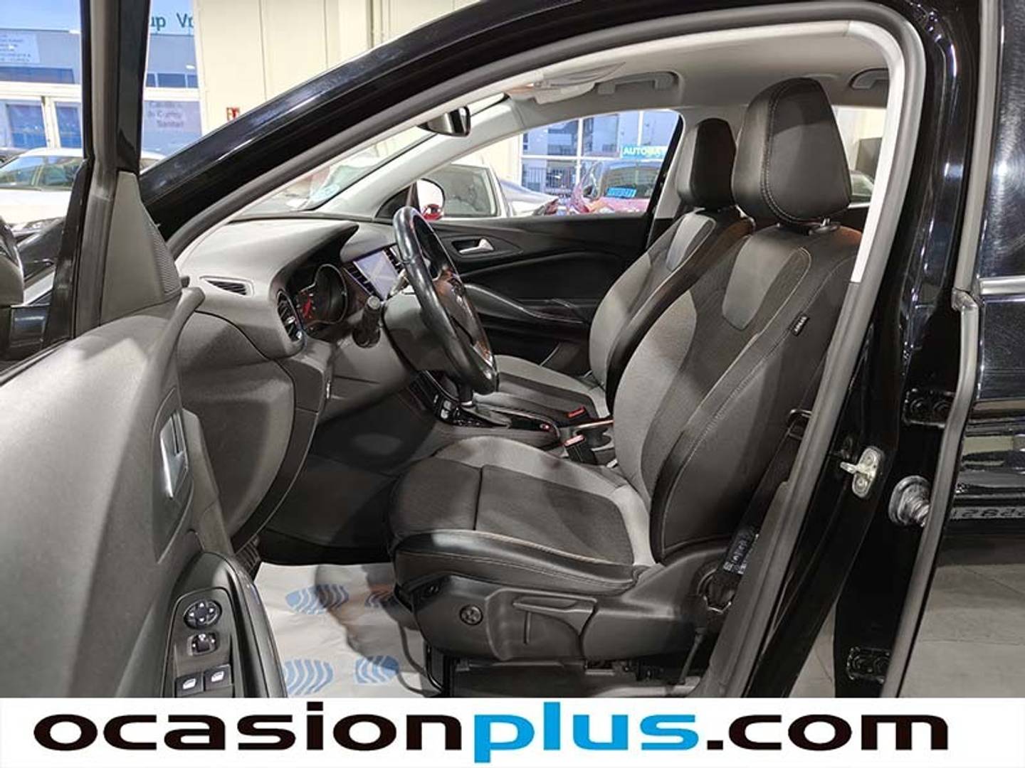 Foto Opel Grandland X Opel Grandland X 1.2 Turbo Ultimate Auto (130 CV)