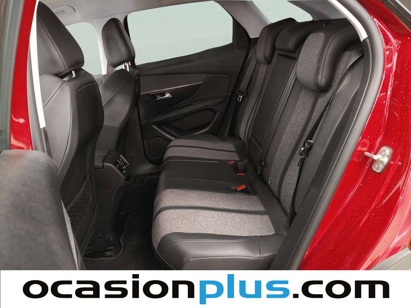Foto asientos traseros Peugeot 3008 Peugeot 3008 BlueHDi 130 S&S Allure (130 CV)