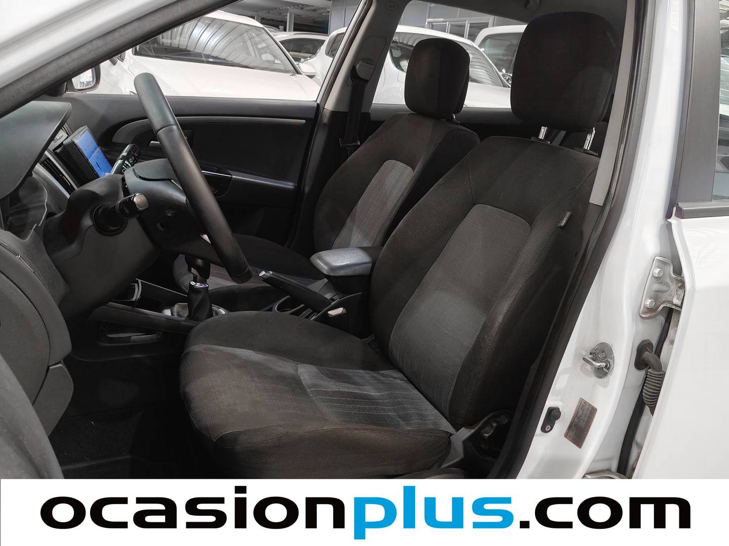 Foto asientos delanteros KIA Ceed KIA Ceed 1.6 CRDi Drive (90 CV)