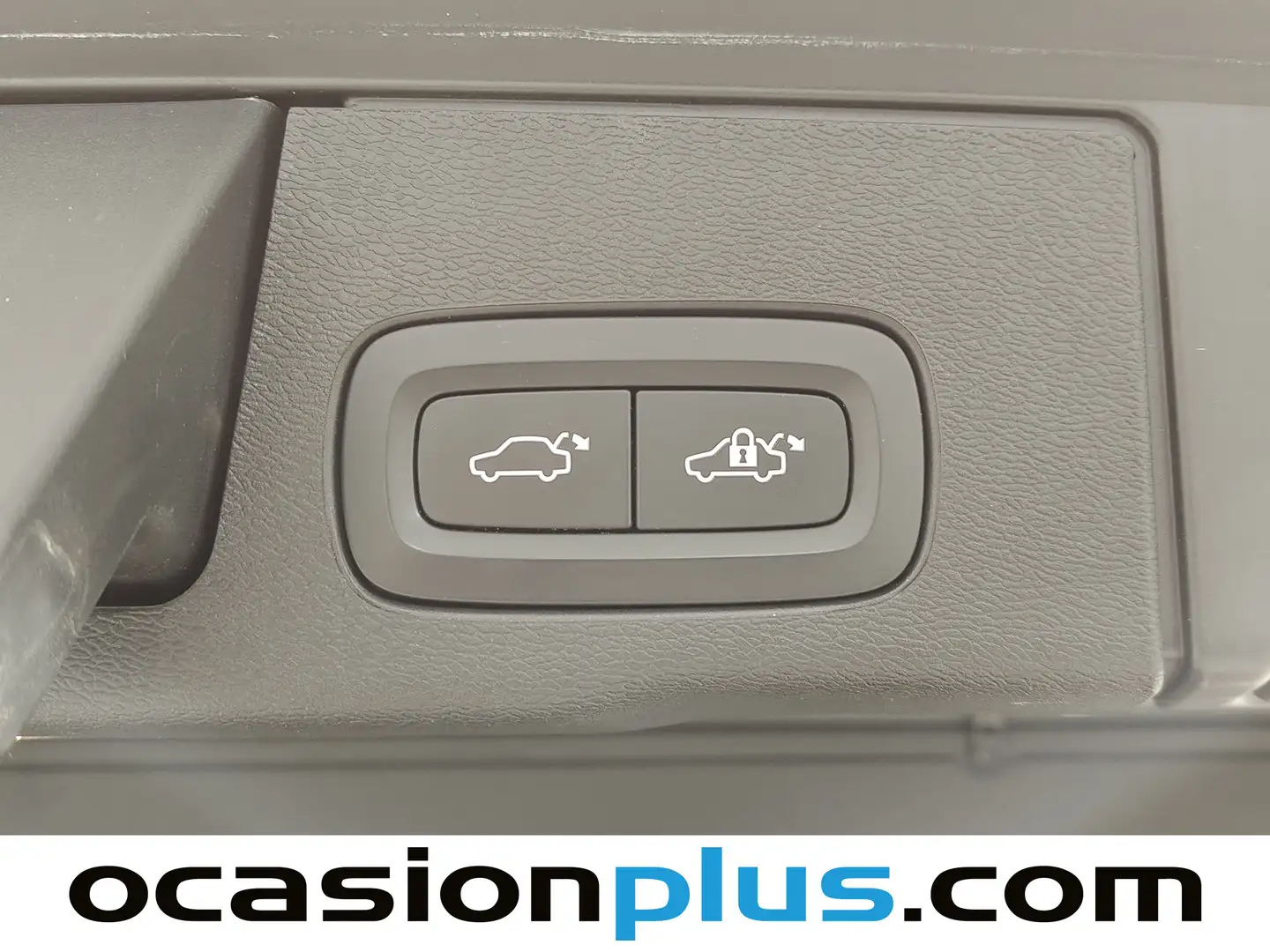 Foto Volvo XC60 Volvo XC60 B4 D Plus Bright AWD Auto (197 CV)