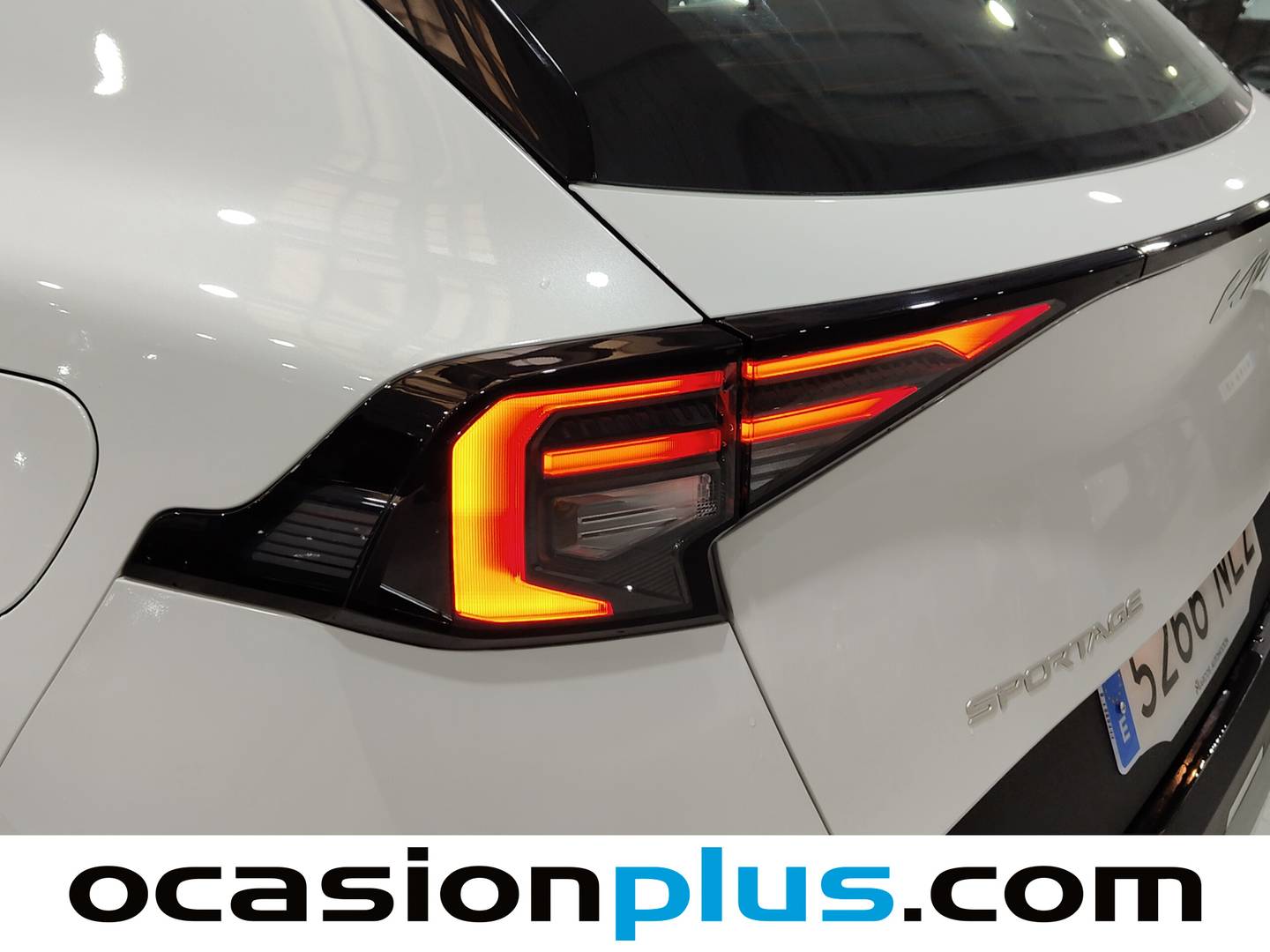 Accesorios del KIA Sportage KIA Sportage 1.6 T-GDi HEV Concept 4x2 (239 CV)