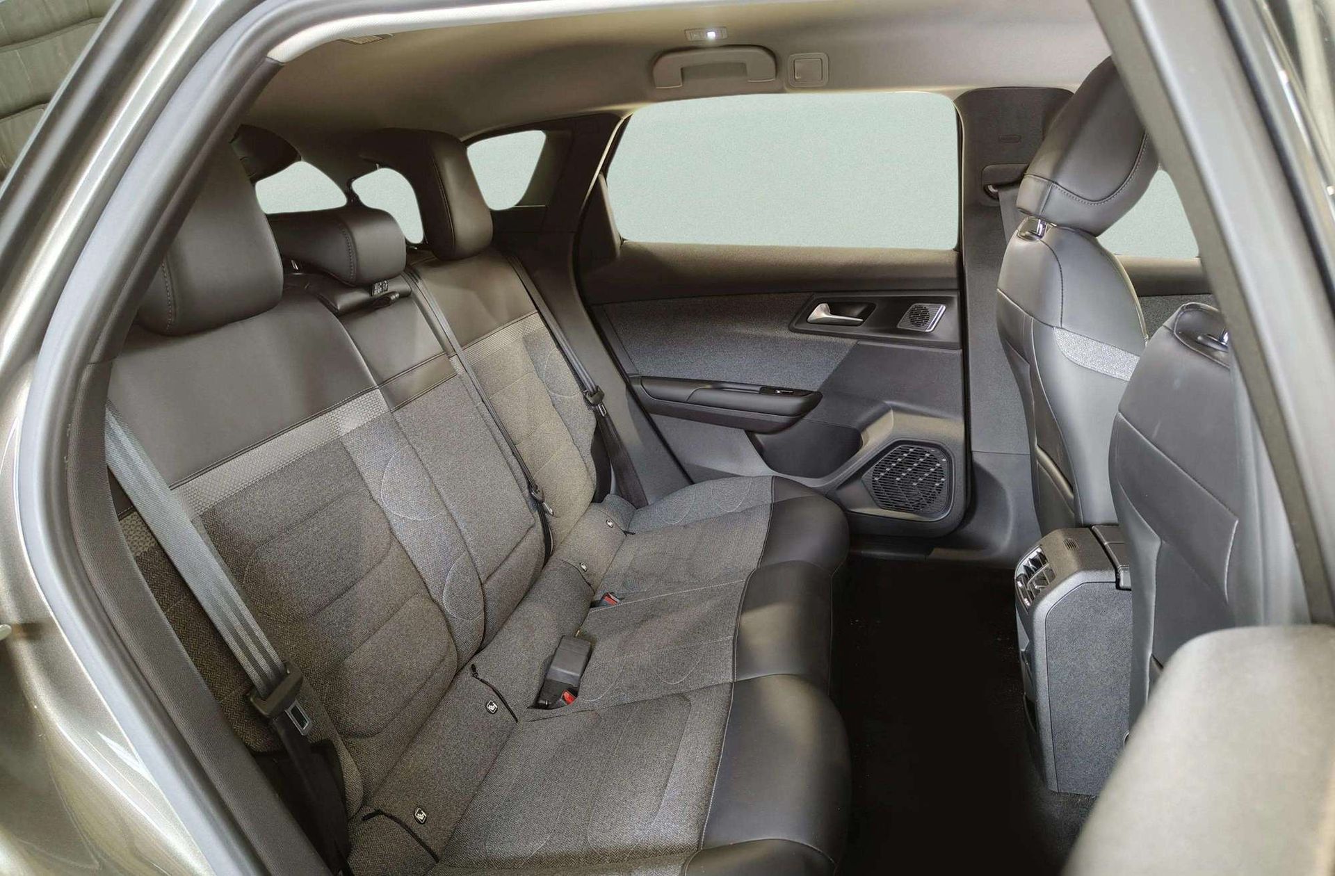 Citroën C5 X PureTech 130 Feel Pack EAT8 - foto 19