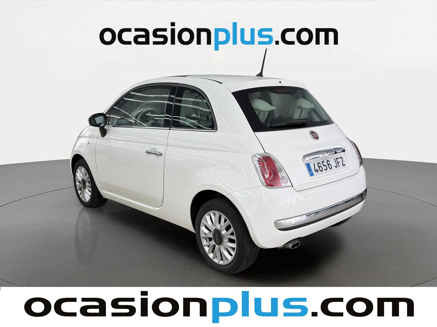 Foto trasera Fiat 500 Fiat 500 1.2 8v Lounge (69 CV) izquierda
