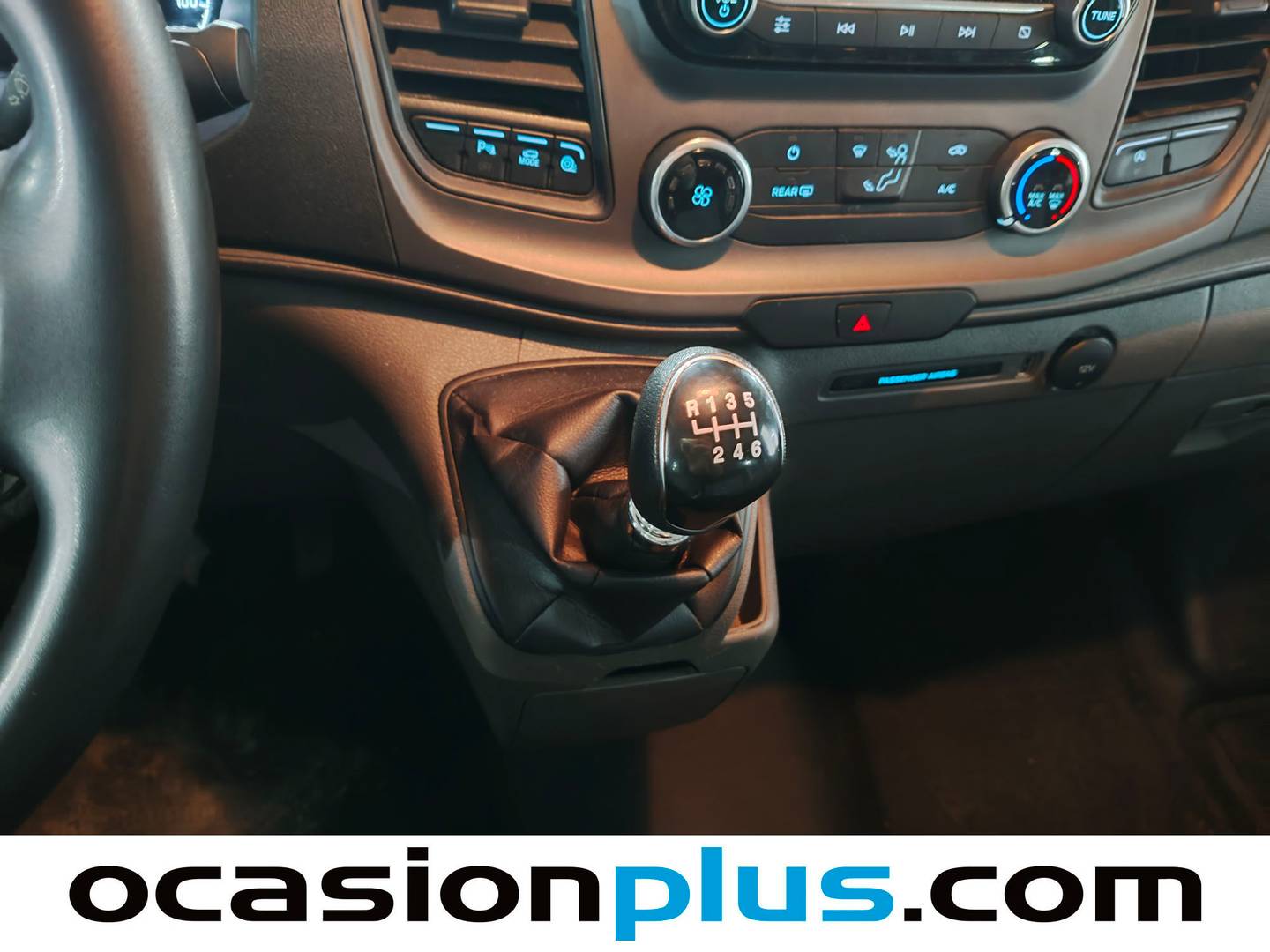 Foto Ford Transit Custom Ford Transit Custom Kombi 2.0 TDCI 320 L1 Trend (130 CV)