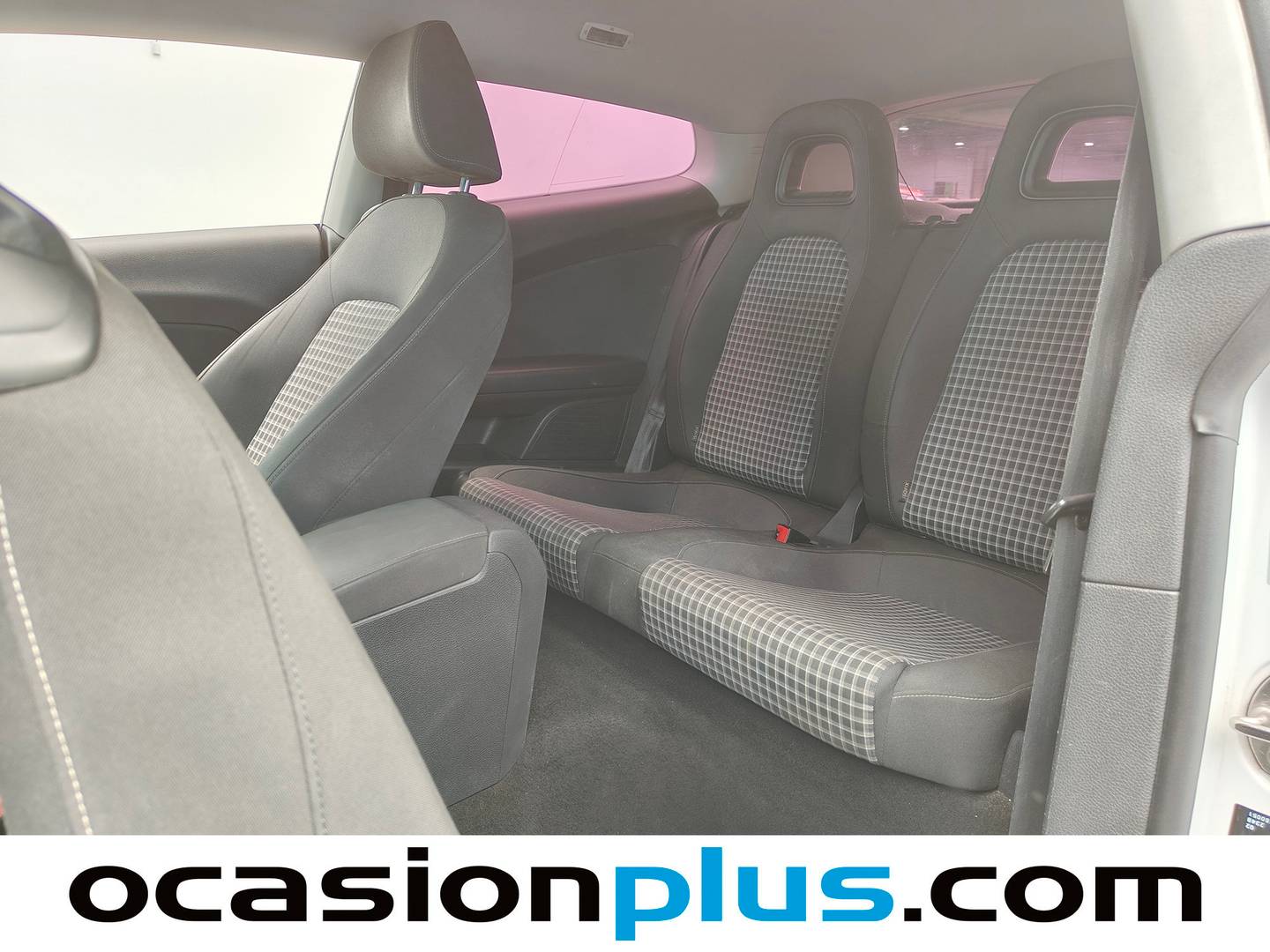 Foto asientos traseros Volkswagen Scirocco Volkswagen Scirocco Typhoon by R-Line 1.4 TSI BMT (125 CV)