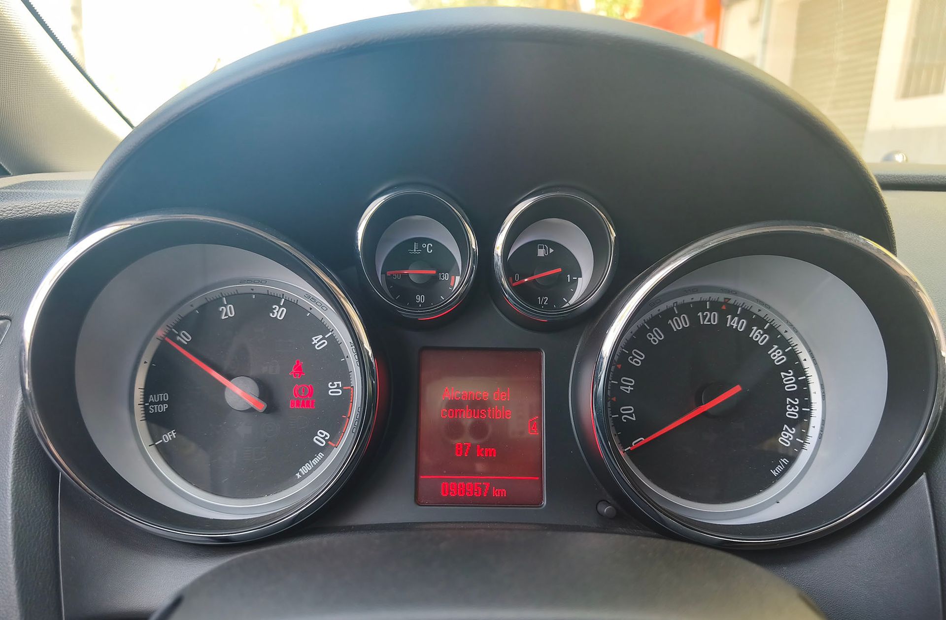 Opel Astra 1.7 CDTI Excellence - foto 22