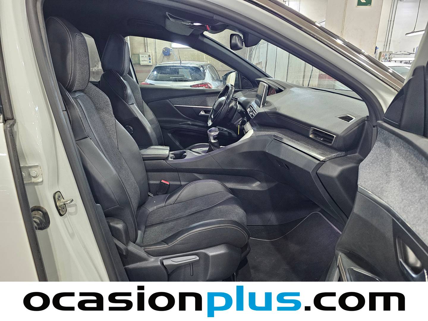 Peugeot 5008 Peugeot 5008 1.5L BlueHDi S&S GT Line (130 CV) 7 PLAZAS seminuevo