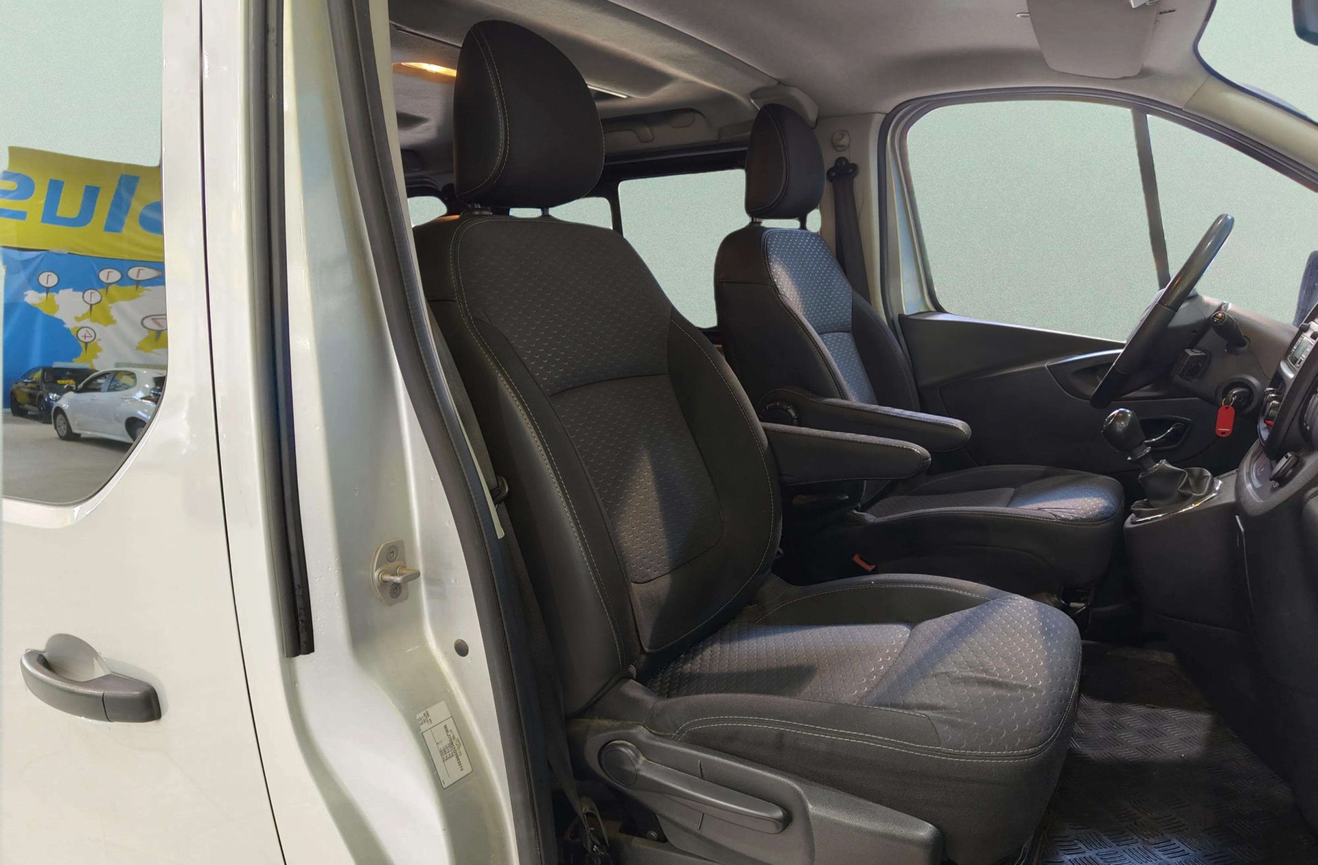 Opel Vivaro Combi 1.6 CDTI L2 2.9t 8 plazas - foto 14