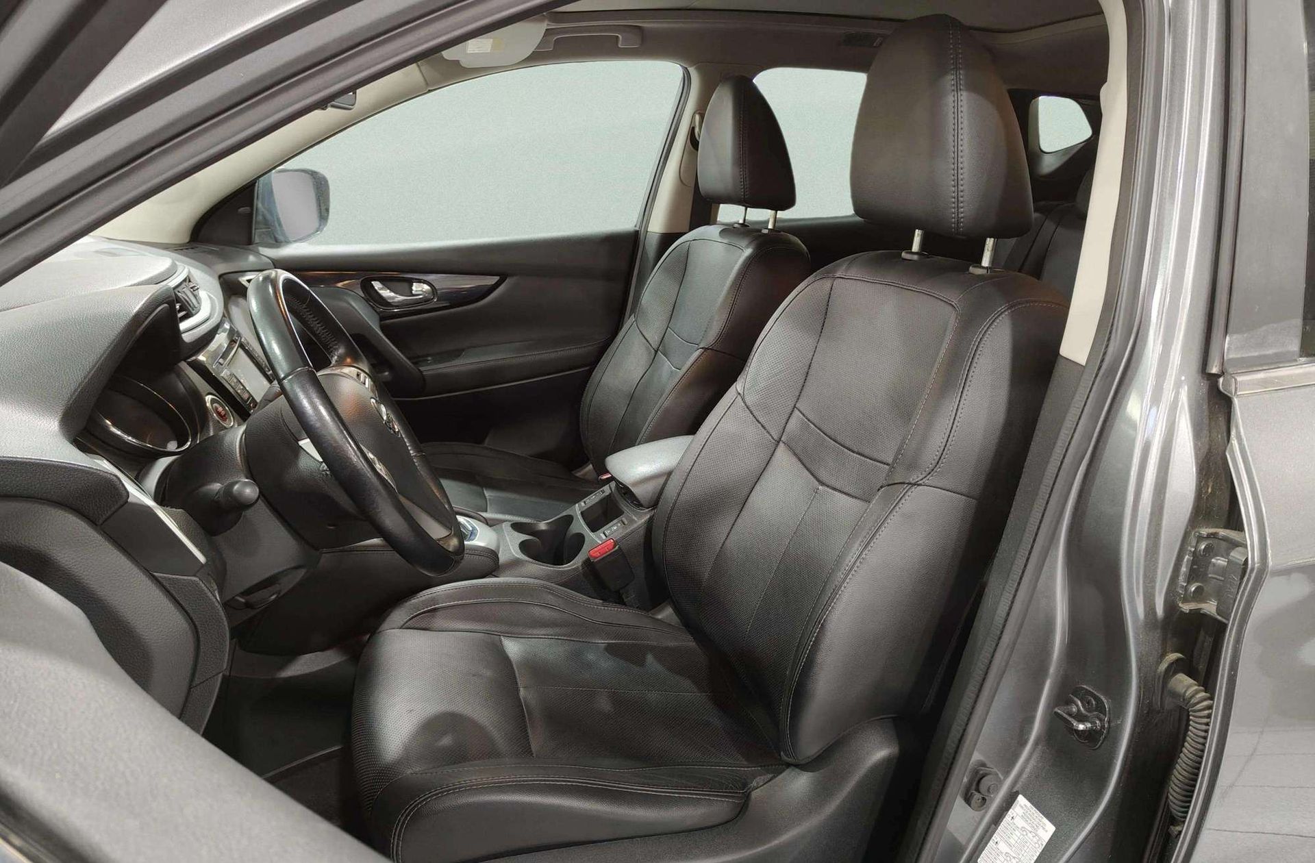Nissan Qashqai dCi 130 Tekna 4x2 XTronic - foto 14