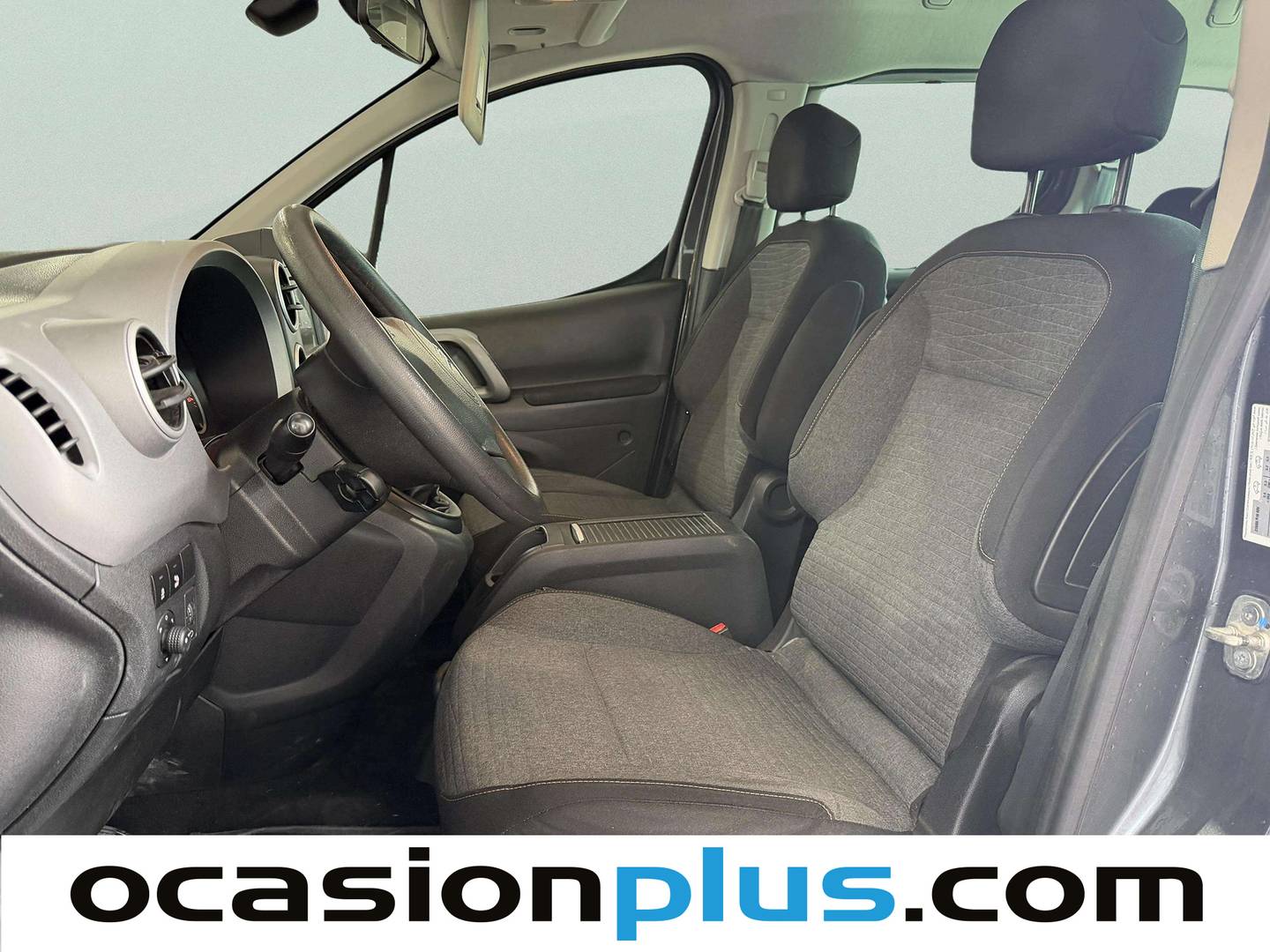 Foto asientos delanteros Citroën Berlingo Citroën Berlingo Combi BlueHDi 100 Multispace 20 Aniversario (100 CV)