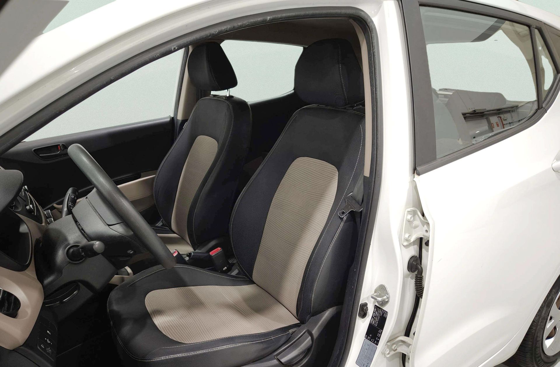 Hyundai i10 1.0 Klass - foto 8