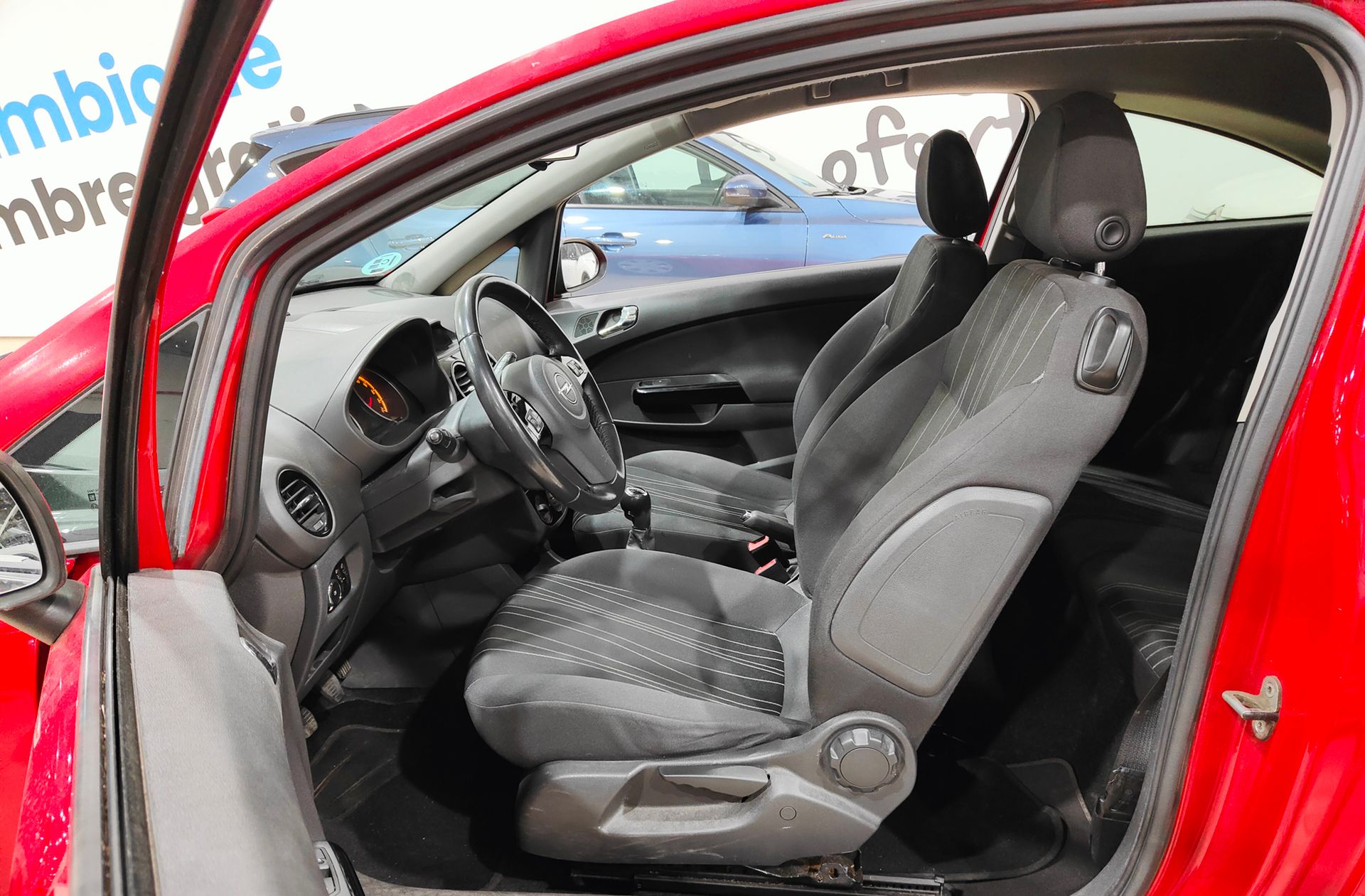 Opel Corsa 1.4 111 Years - foto 8