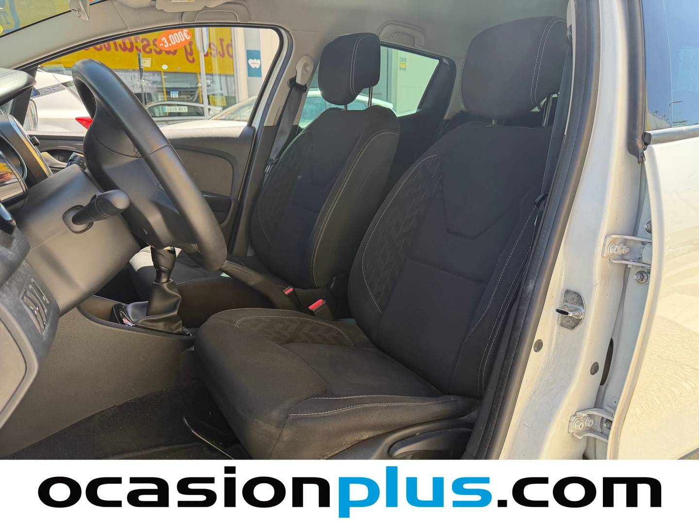 Foto asientos delanteros Renault Clio Renault Clio Limited Energy dCi (90 CV)