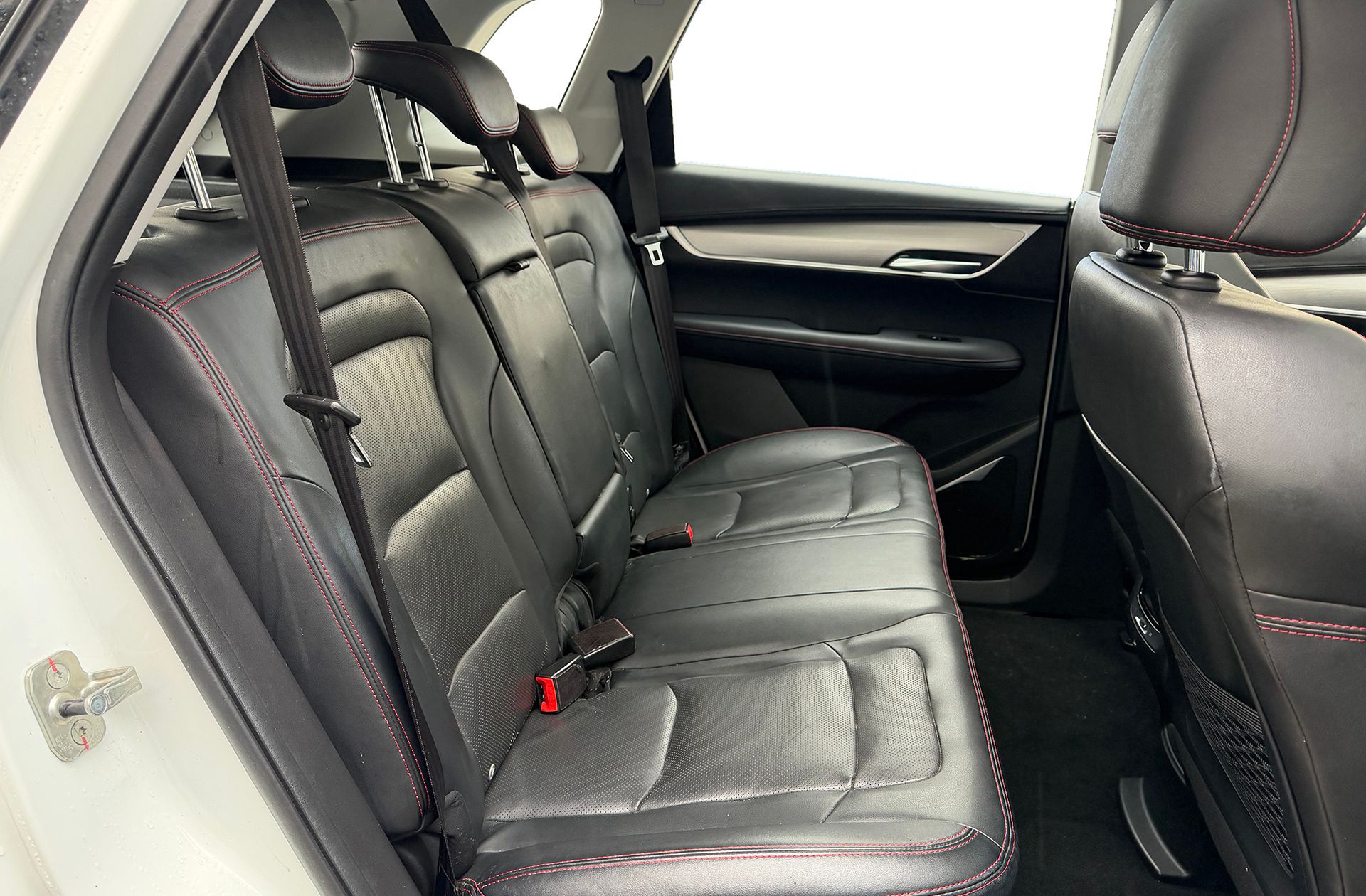 SWM G01 1.5T Luxury - foto 15
