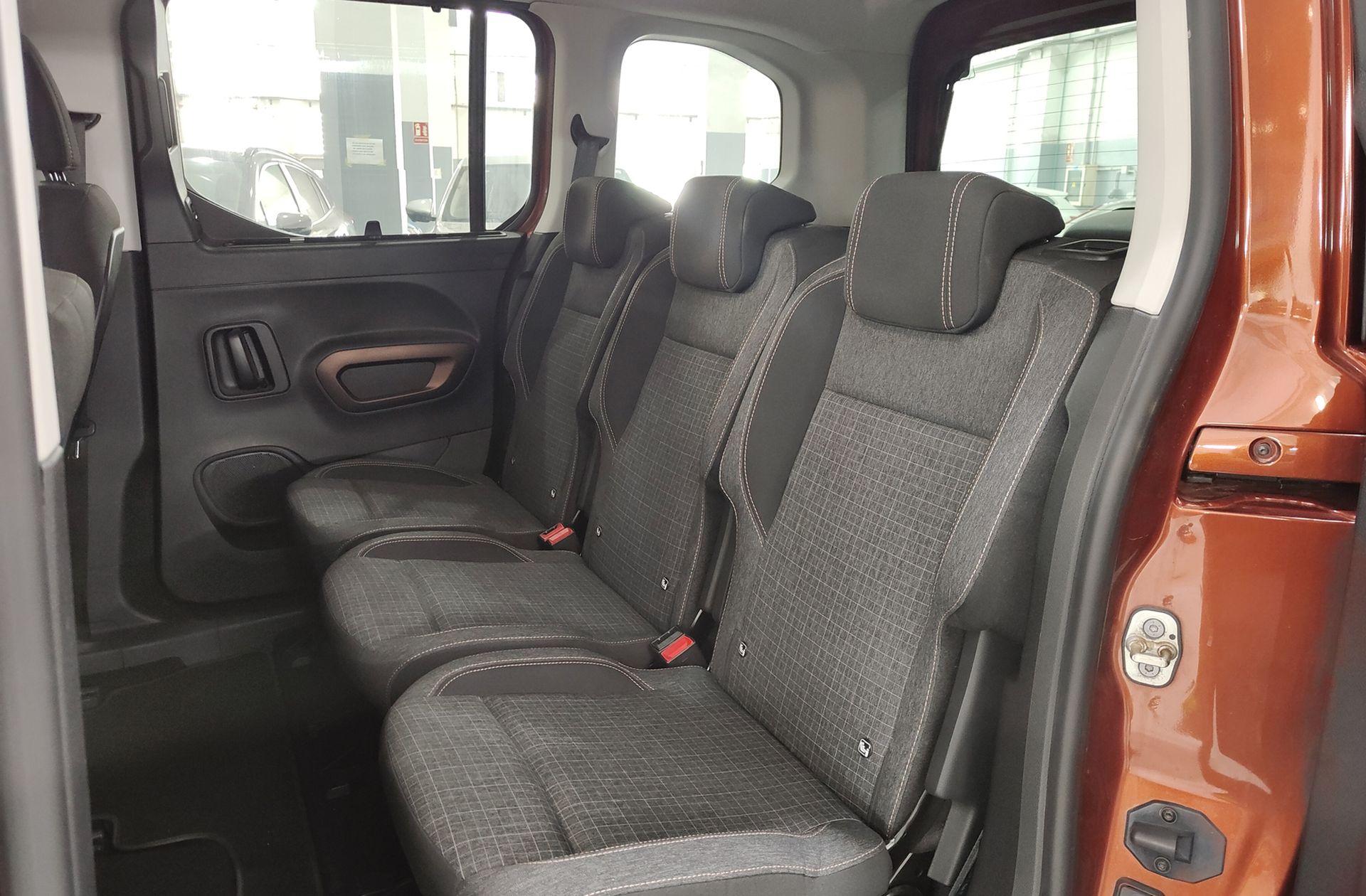 Peugeot Rifter BlueHDi 100 GT Standard - foto 12