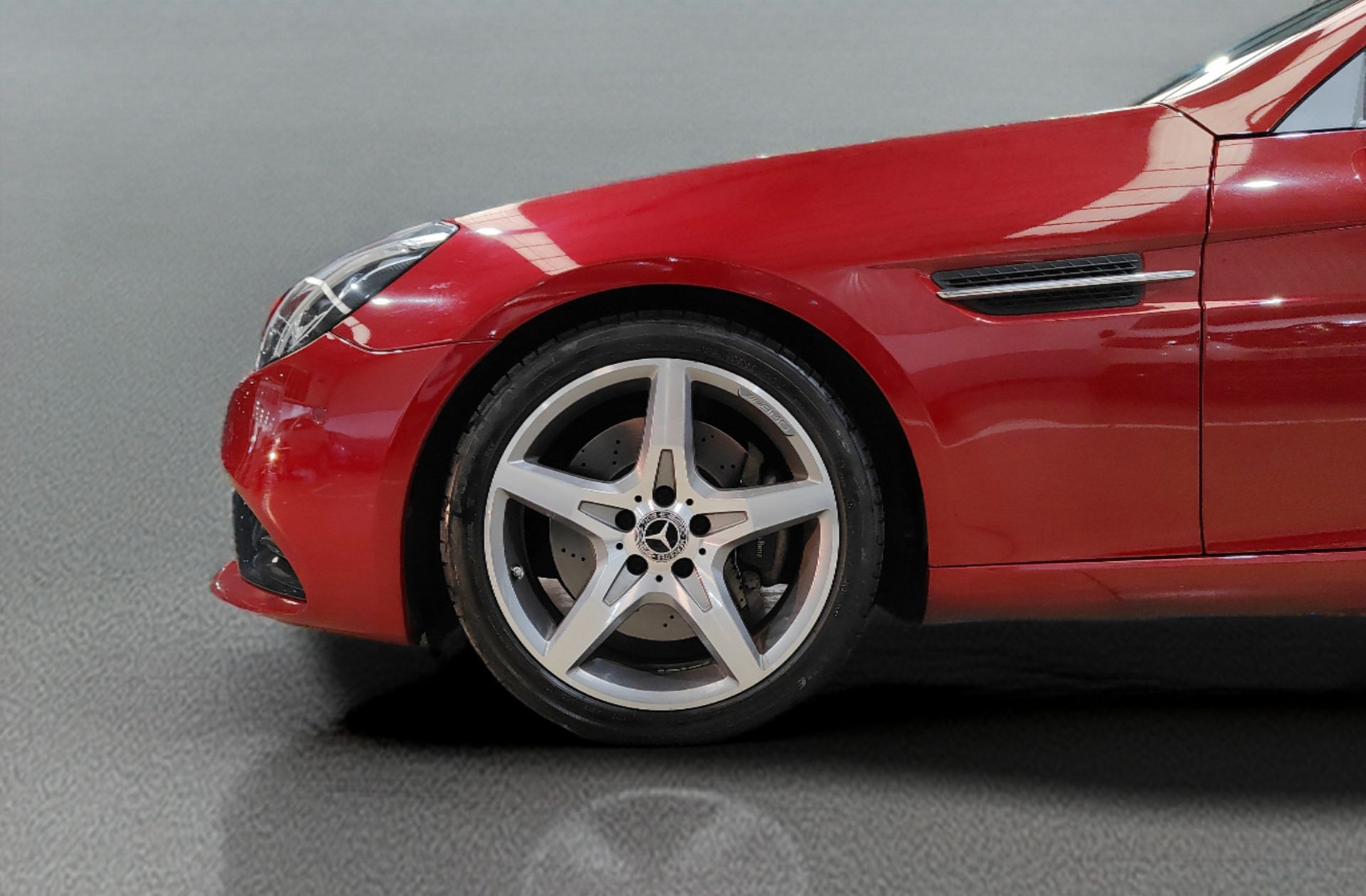 Mercedes-Benz SLC 200 Pack AMG - foto 37