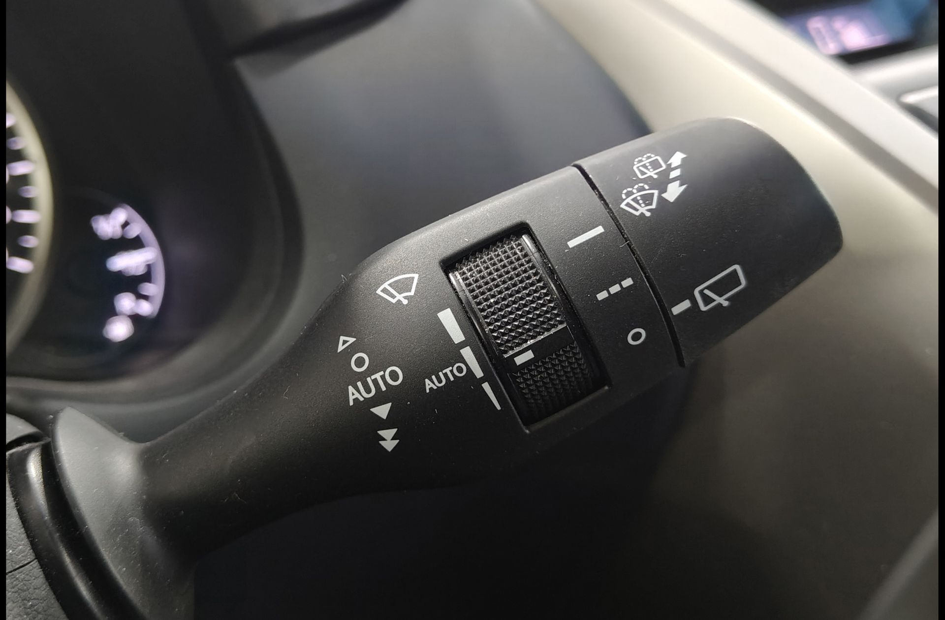 Lexus NX 300h Corporate 2WD Navibox - foto 24