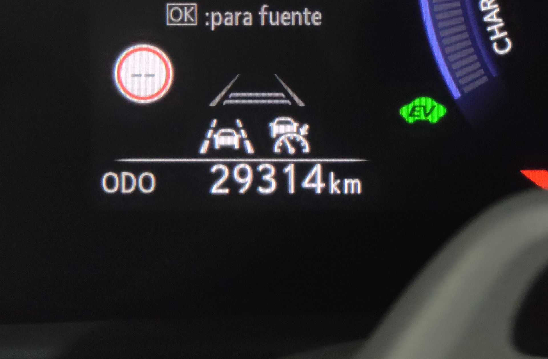 Lexus UX 300h Plus - foto 9