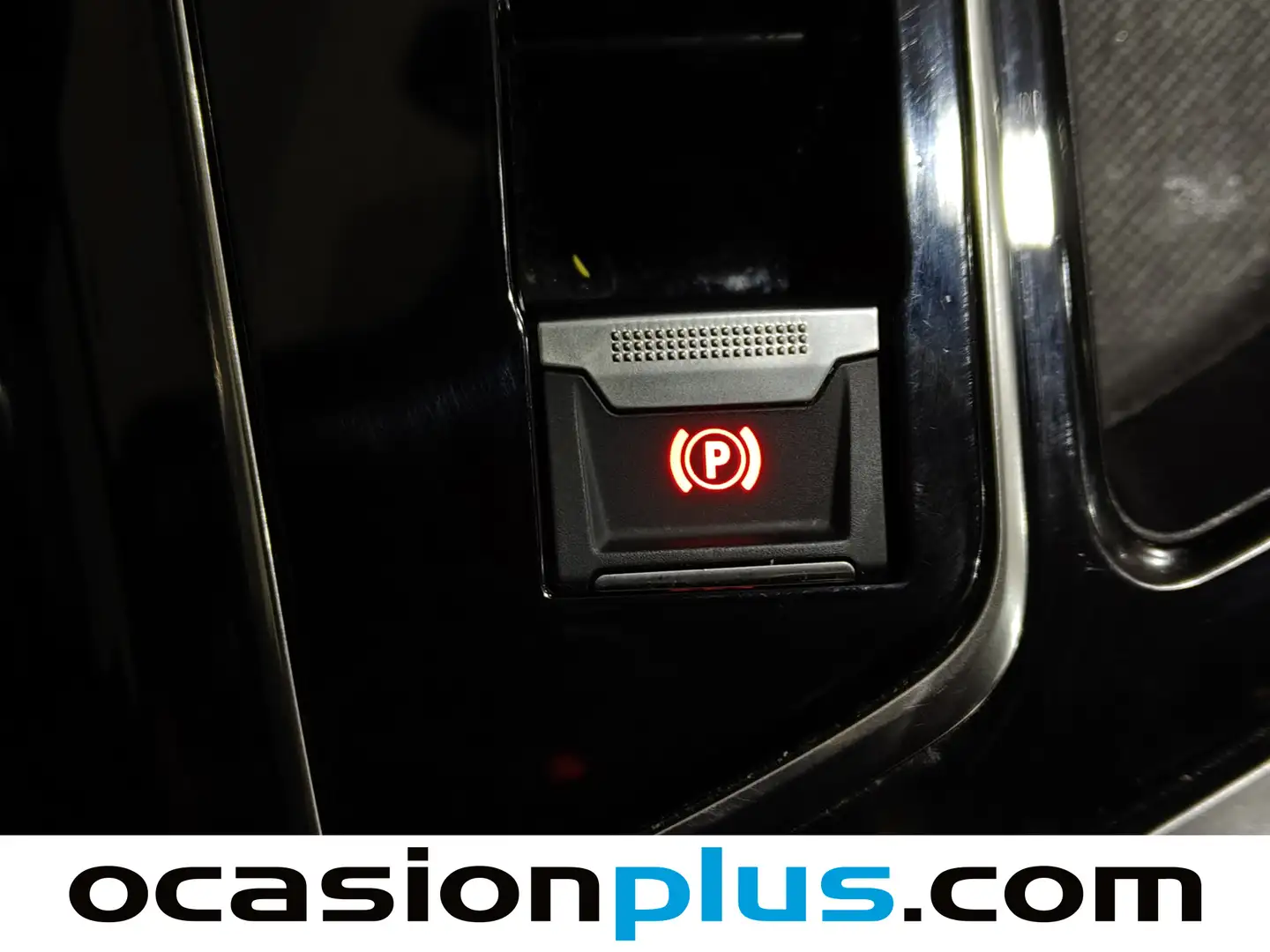 Foto Peugeot 3008 Hybrid Peugeot 3008 Hybrid 300 Allure Pack e-EAT8 (300 CV)