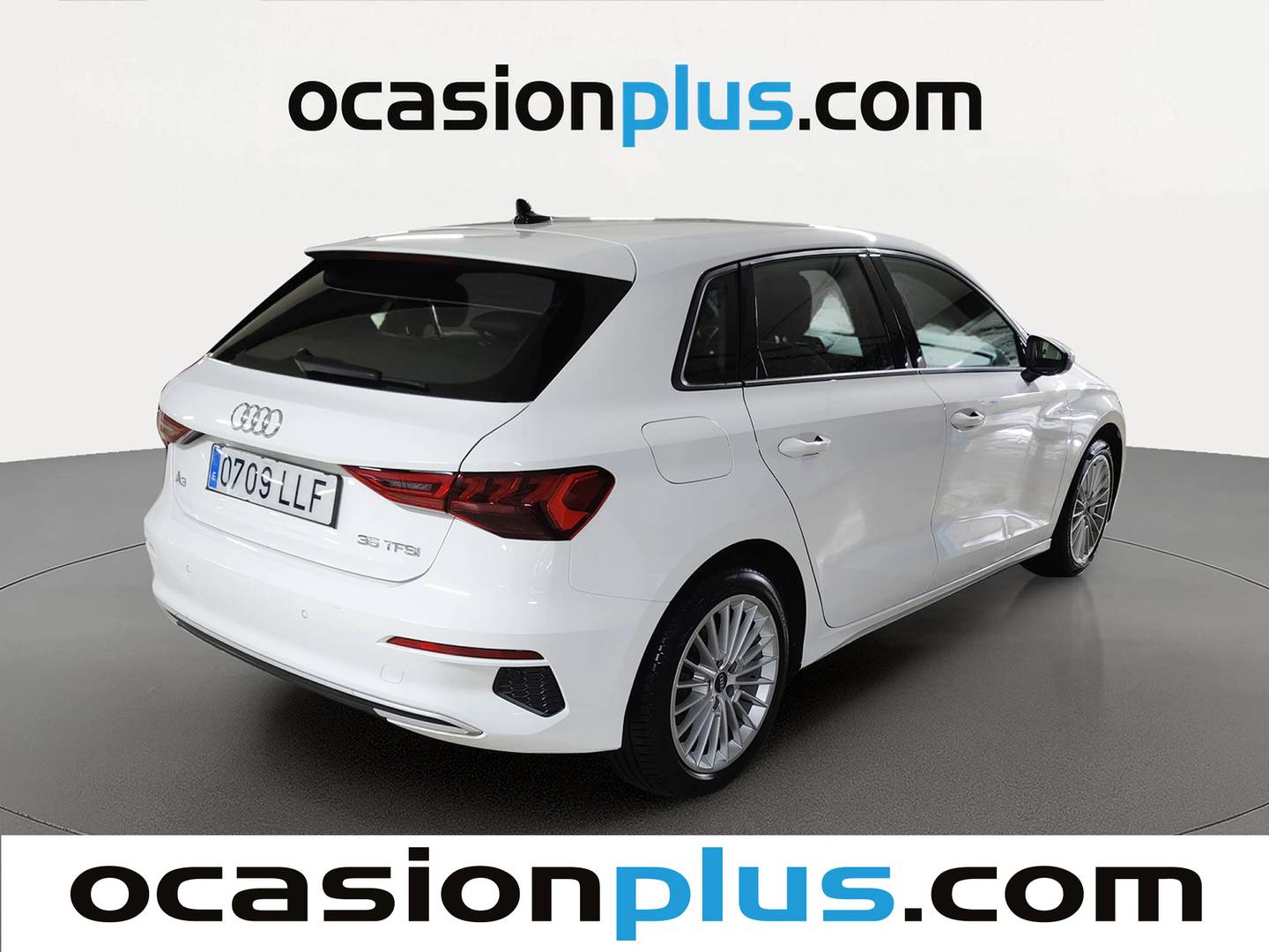 Foto trasera Audi A3 Audi A3 Sportback Advanced 35 TFSI (150 CV) derecha