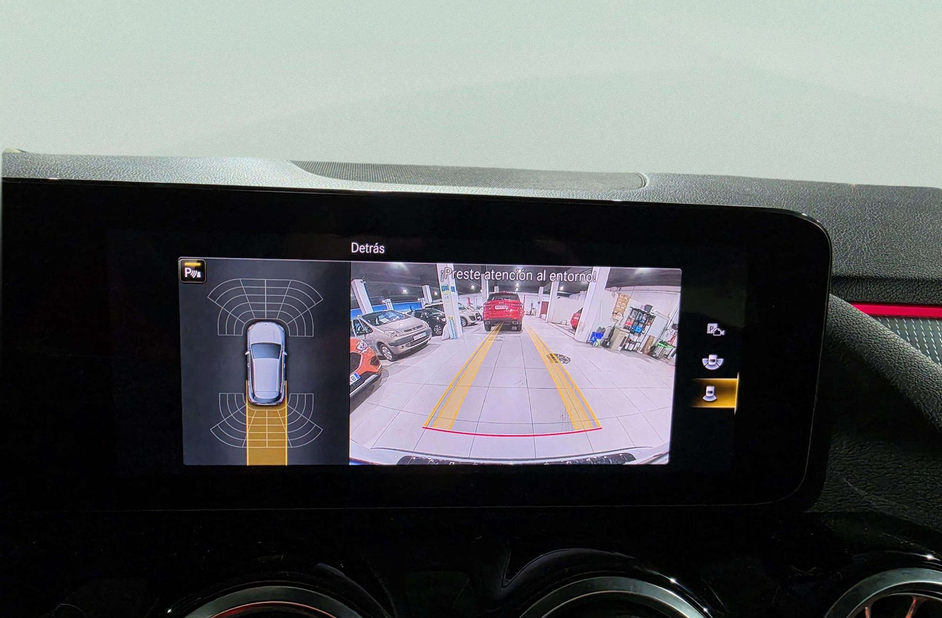 Mercedes-Benz GLA 200 D - foto 10