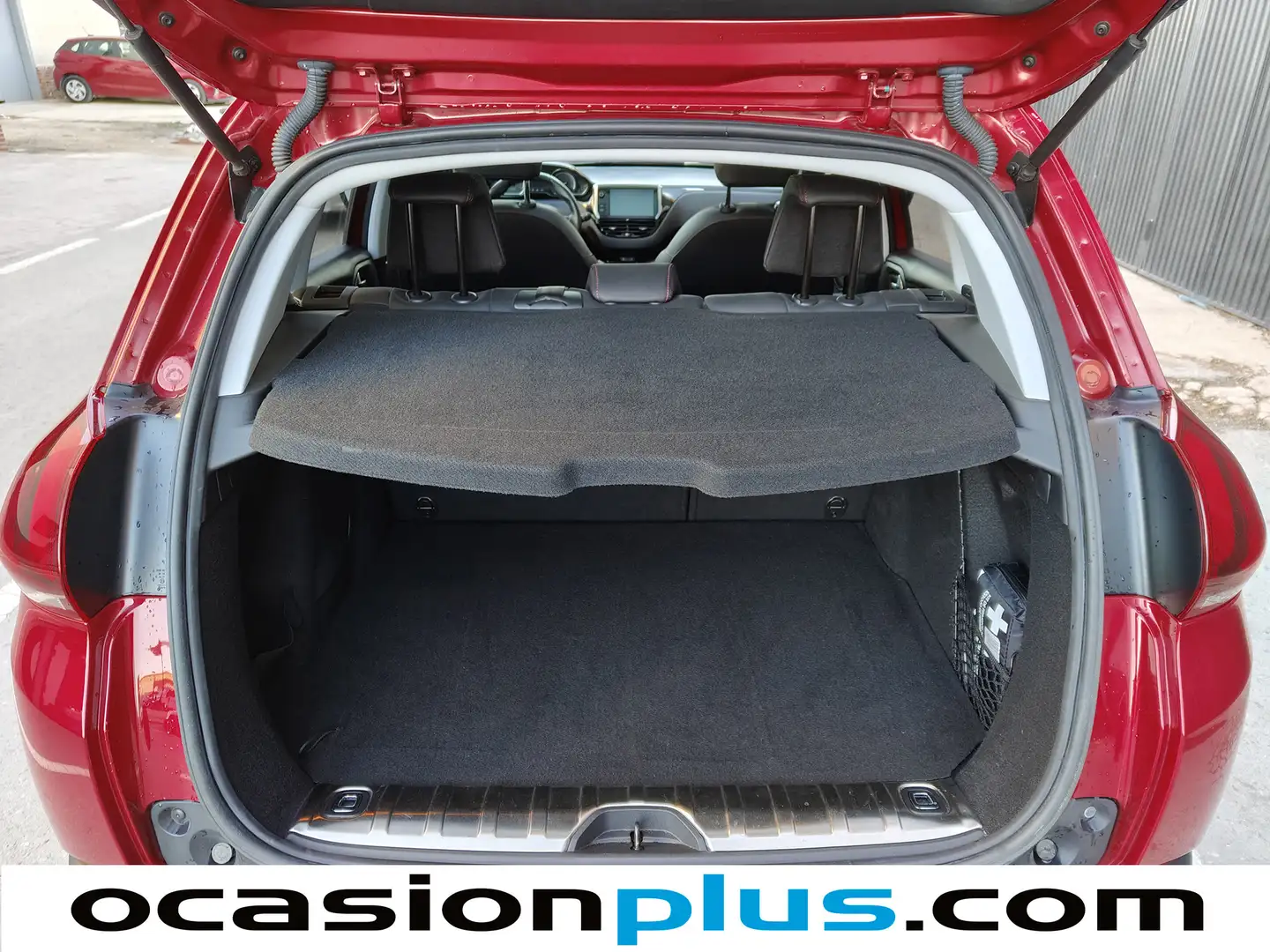 Foto Peugeot 2008 Peugeot 2008 PureTech 110 GT Line S&S EAT6 (110 CV)