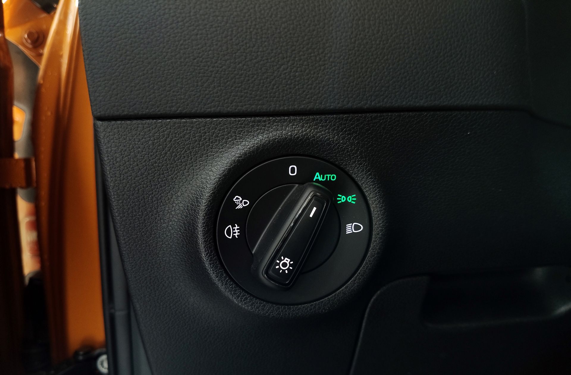 Škoda Karoq 2.0 TDI Sportline - foto 26