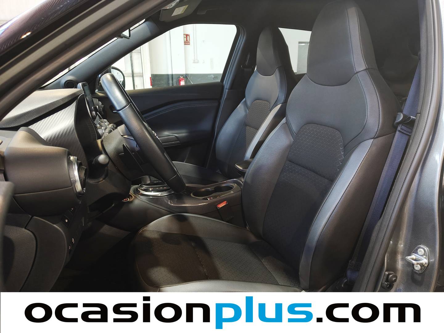 Foto asientos delanteros Nissan JUKE Nissan Juke DIG-T N-Connecta 4x2 DCT (114 CV)