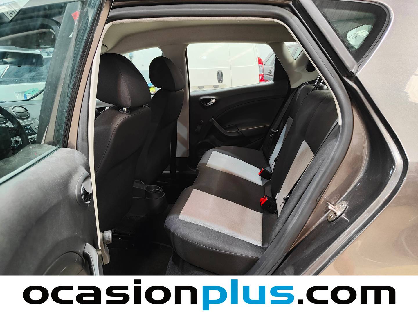 Foto asientos traseros Seat Ibiza Seat Ibiza 1.2 TSI Reference Plus Limited (90 CV)