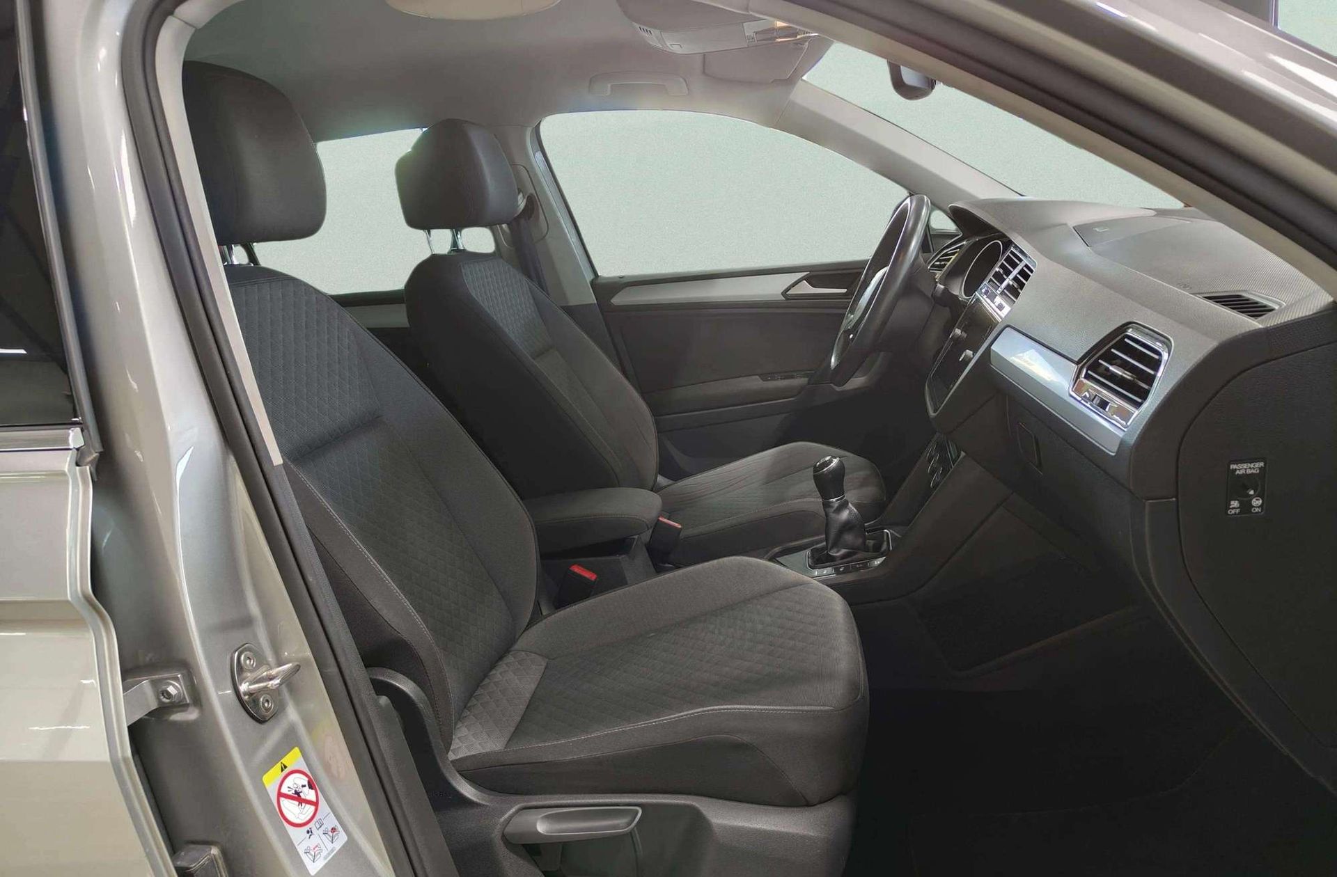 Volkswagen Tiguan Advance 1.5 TSI Pack R-LINE - foto 18