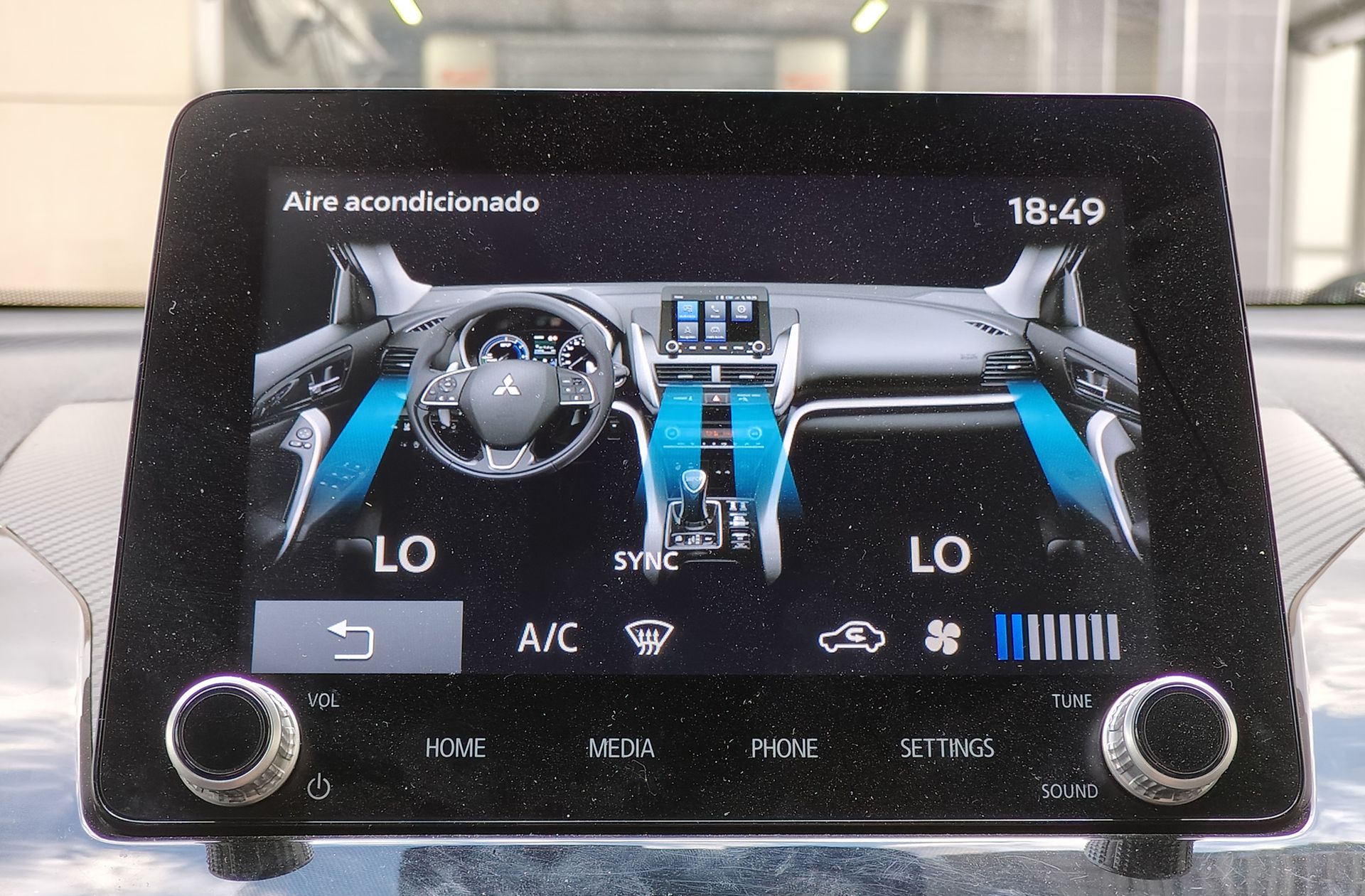 Mitsubishi Eclipse Cross 2.4 PHEV Kaiteki 4WD - foto 33