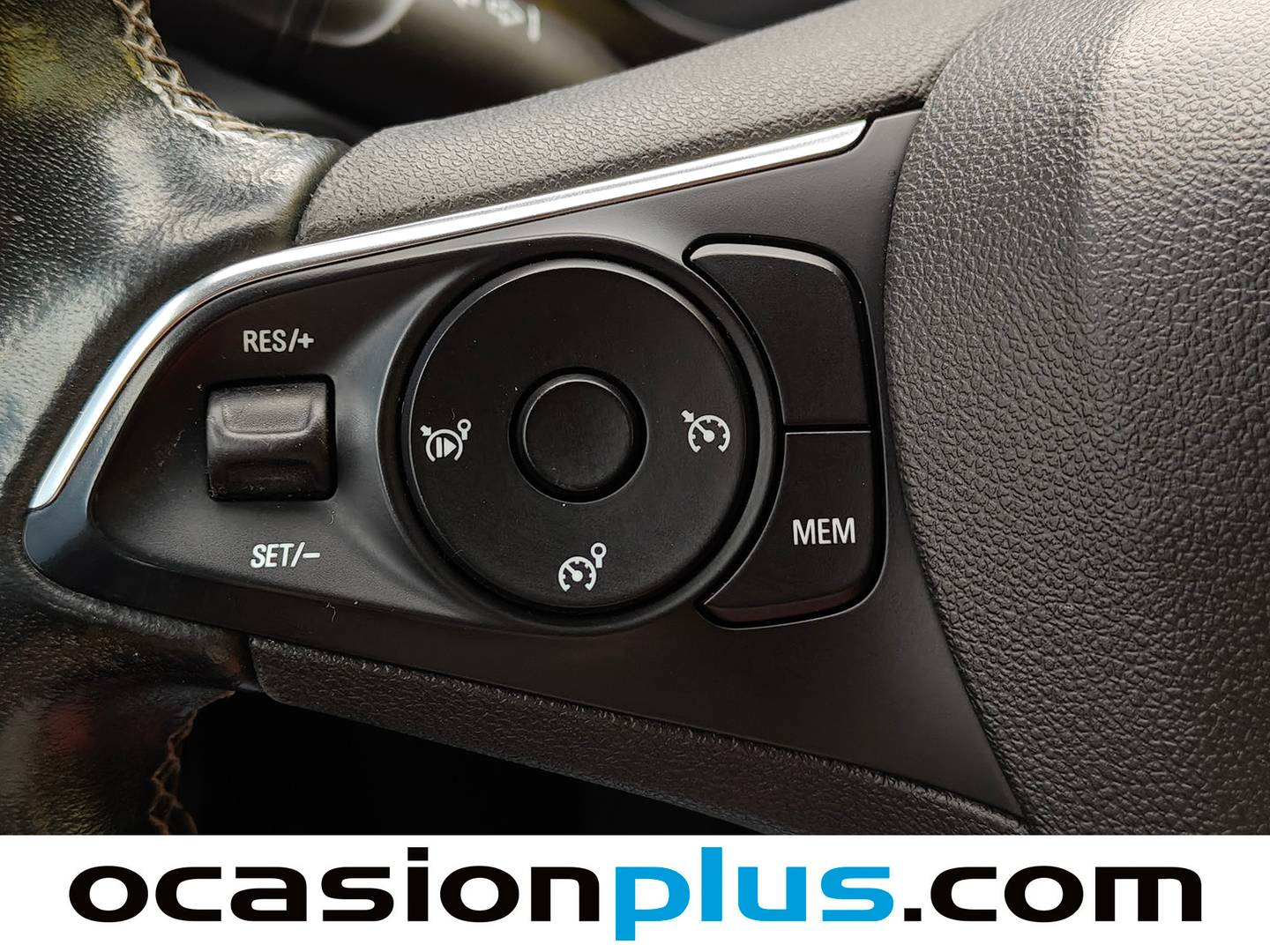 Opel Crossland X Opel Crossland X 1.2 S&S Design Line 120 Aniversario (110 CV) 110cv