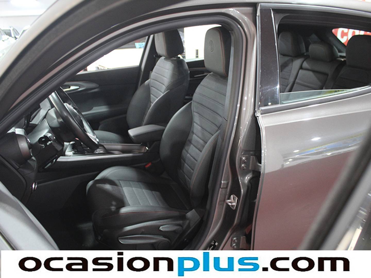 Foto Alfa Romeo Tonale Alfa Romeo Tonale Tonale 1.5 MHEV Sprint FWD (130 CV)