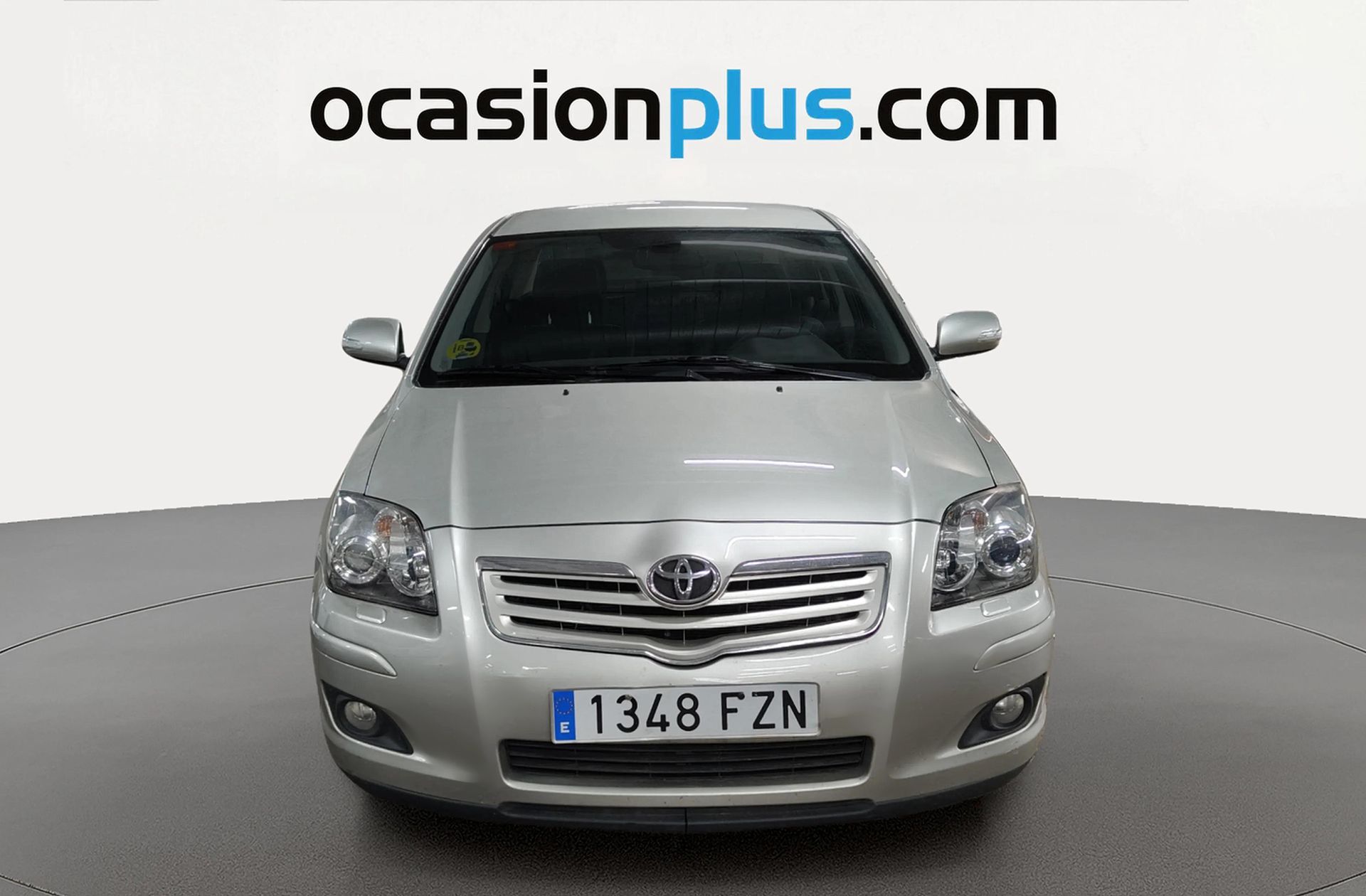 Toyota Avensis 2.2 D-4D Executive - foto 12