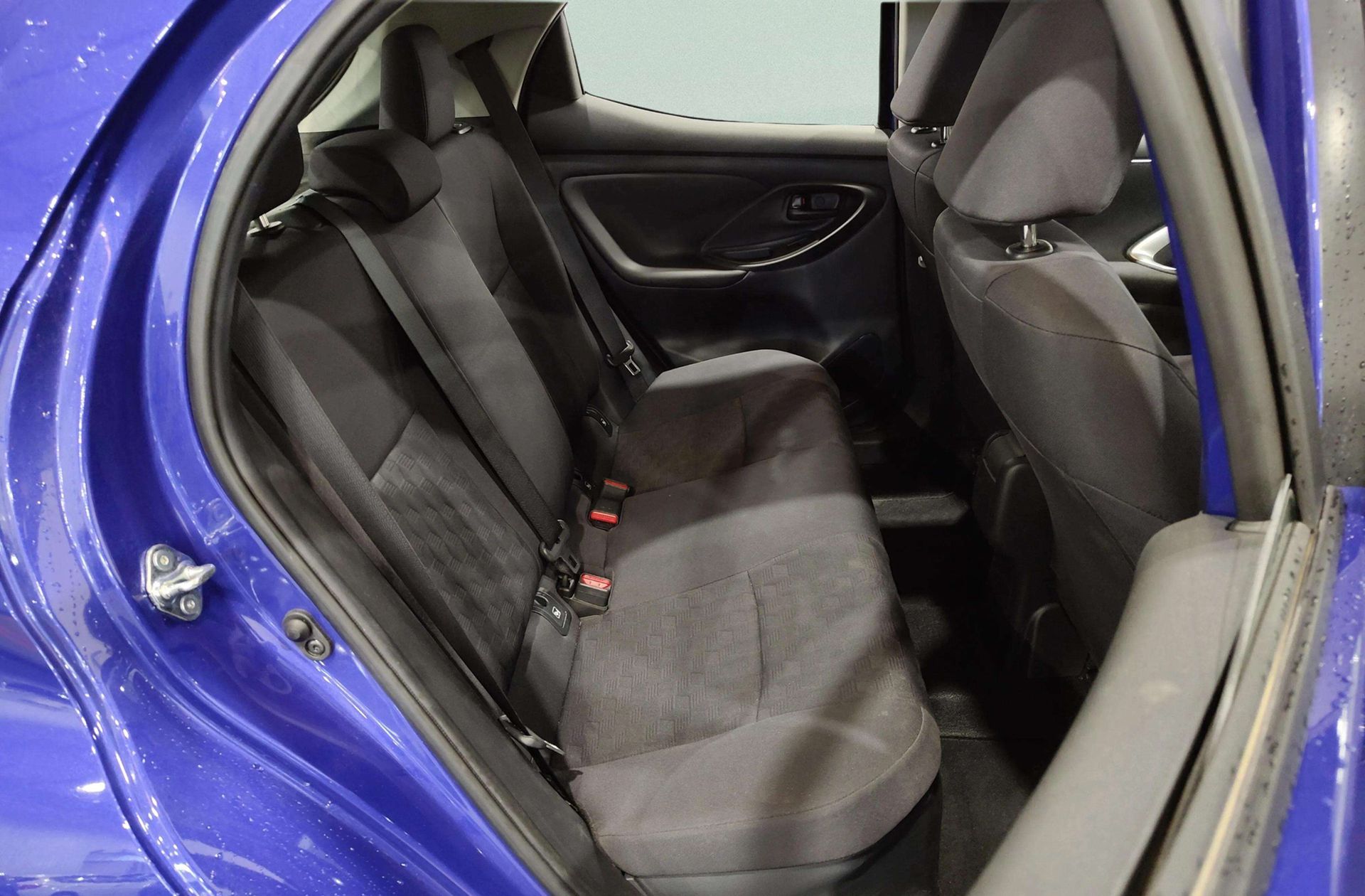 Toyota Yaris 120H Active Plus - foto 15