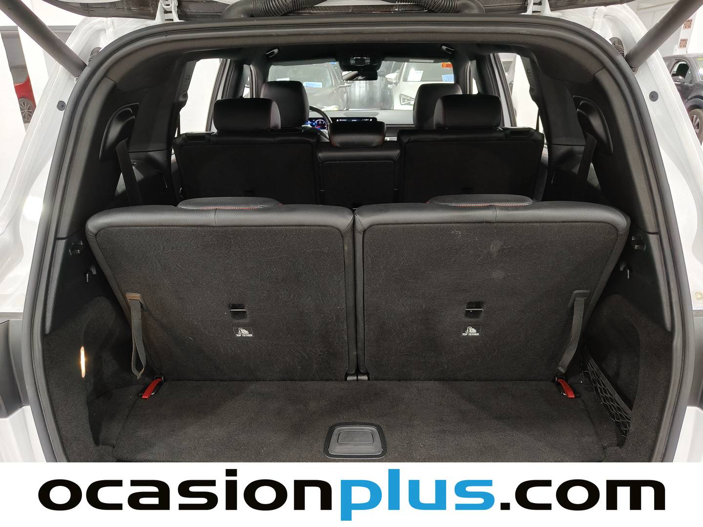 Foto Mercedes GLB Mercedes-Benz GLB 200 d (150 CV) Pack AMG 7 Plazas