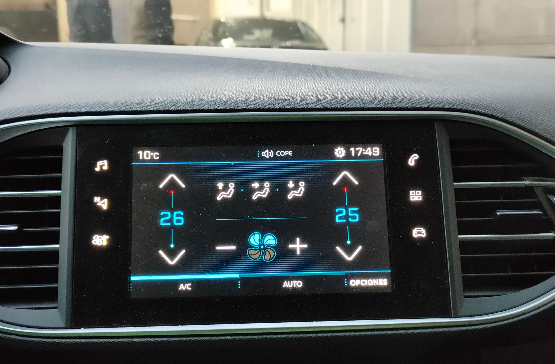 Peugeot 308 PureTech 130 Style - foto 30