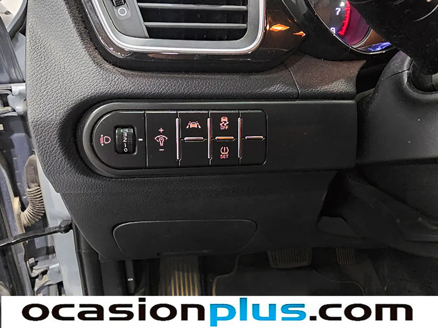 Foto KIA Ceed Tourer Kia Ceed Tourer 1.0 MHEV Tech DCT (120 CV)