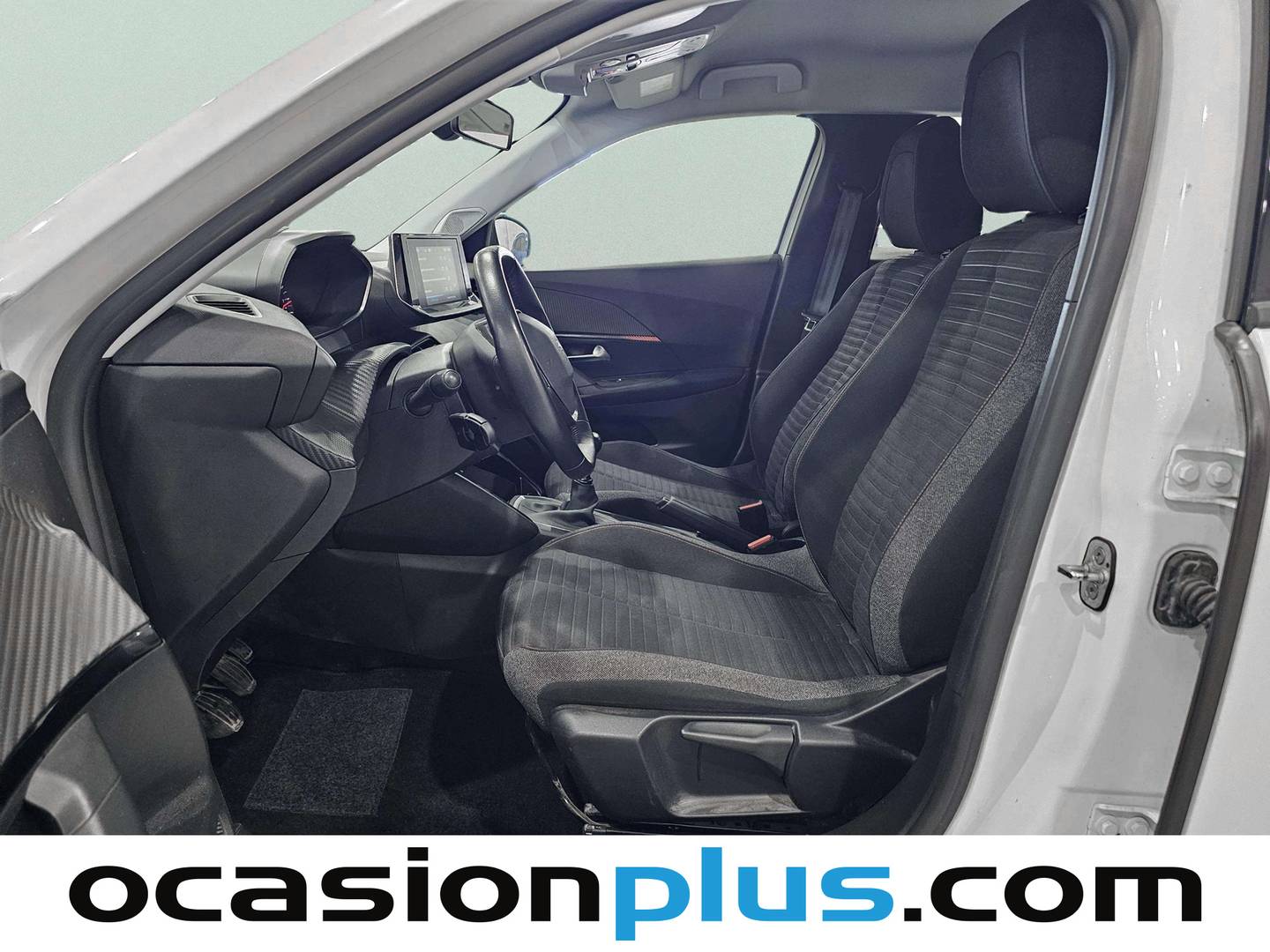 Foto asientos delanteros Peugeot 2008 Peugeot 2008 PureTech 100 S&S Active (100 CV)