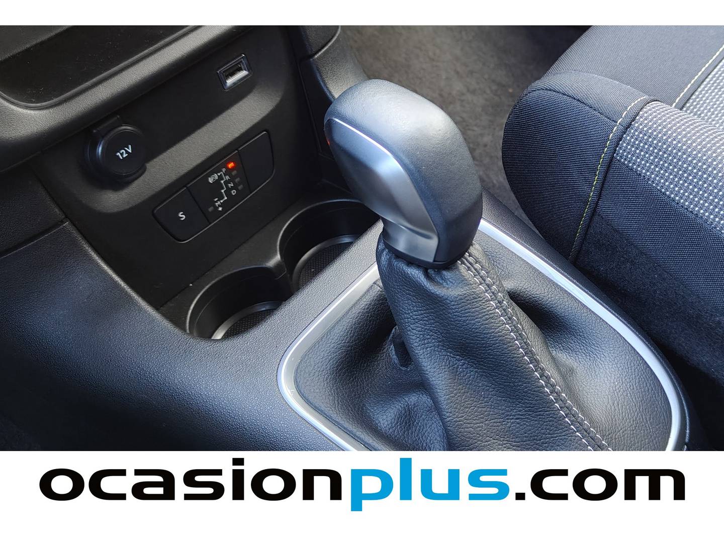 Foto Citroën C3 Citroen C3 PureTech 110 Max EAT6 (110 CV)