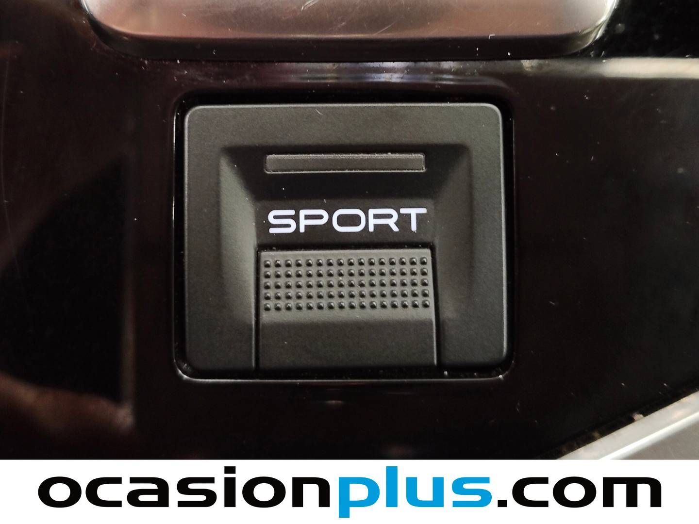 Foto Peugeot 3008 Peugeot 3008 BlueHDI 130 S&S GT Line EAT8 (130 CV)